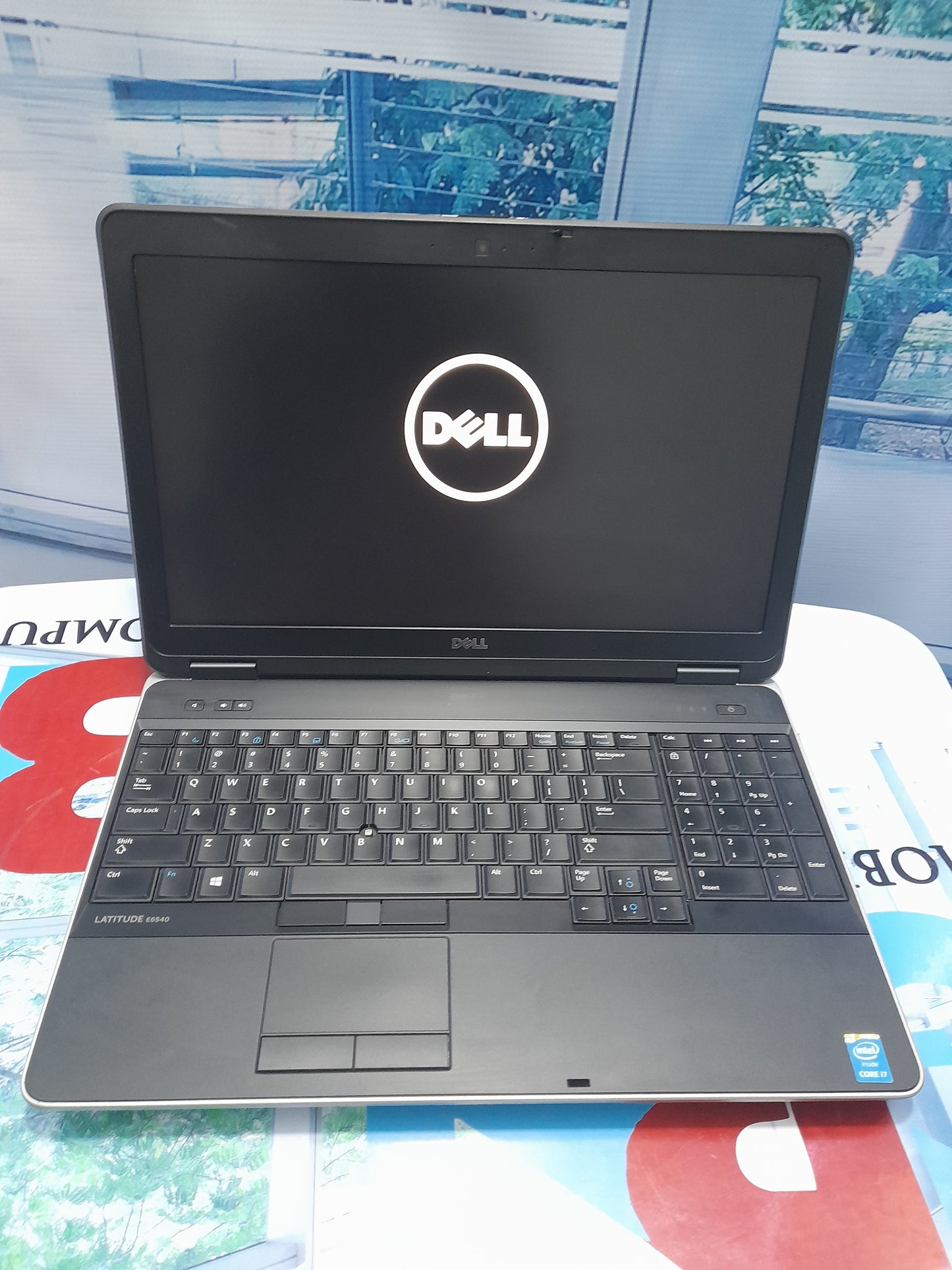 Dell Latitude E6540 2G Dedicated graphic intel core i7 500GB HDD 8G Ram