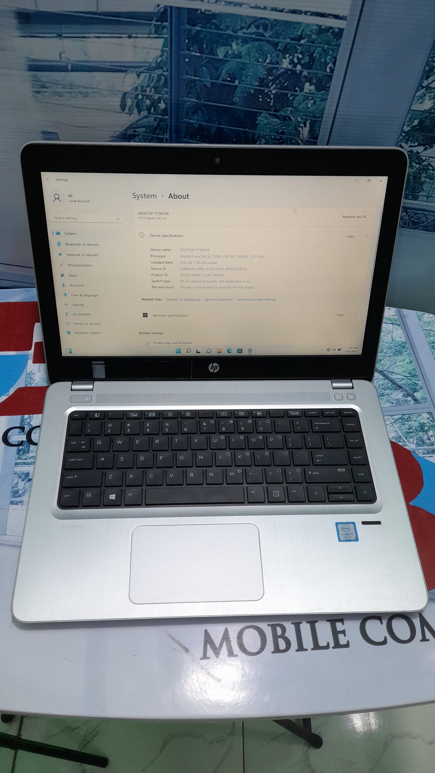 HP ProBook 440 G4 - 7th Gen. Intel Core i5 - 256GB SSD - 8GB RAM - HDMI 4G Total graphic