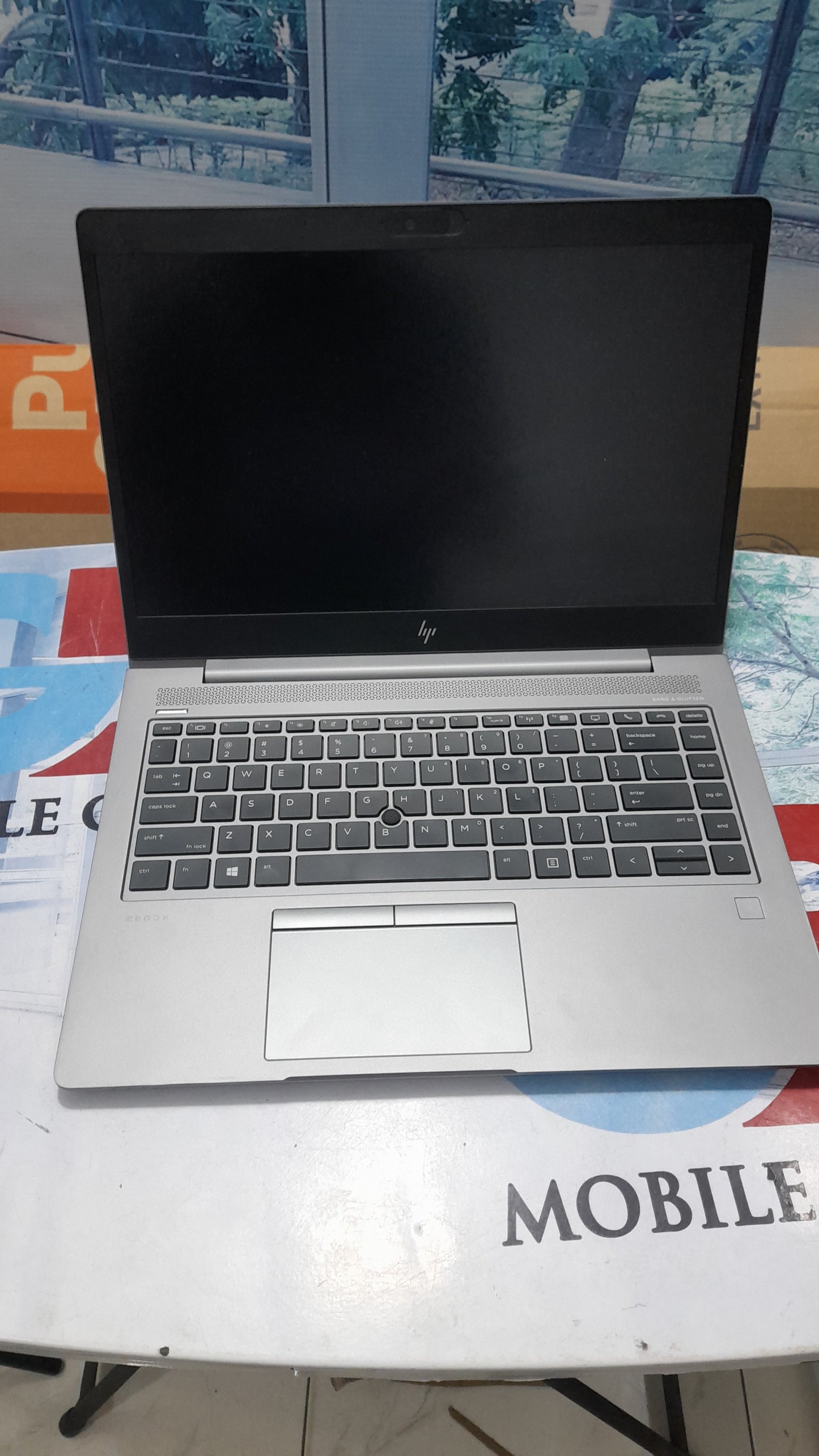 HP zBook 14u G5 - 7th/8th Gen. Intel Core i5 - 256GB SSD - 16GB RAM - 4GB Total Graphics - 2GB Dedicated - HDMI