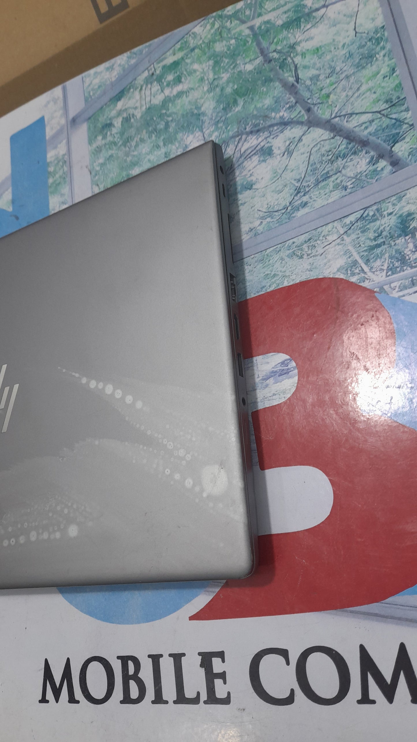HP zBook 14u G5 - 7th/8th Gen. Intel Core i5 - 256GB SSD - 16GB RAM - 4GB Total Graphics - 2GB Dedicated - HDMI