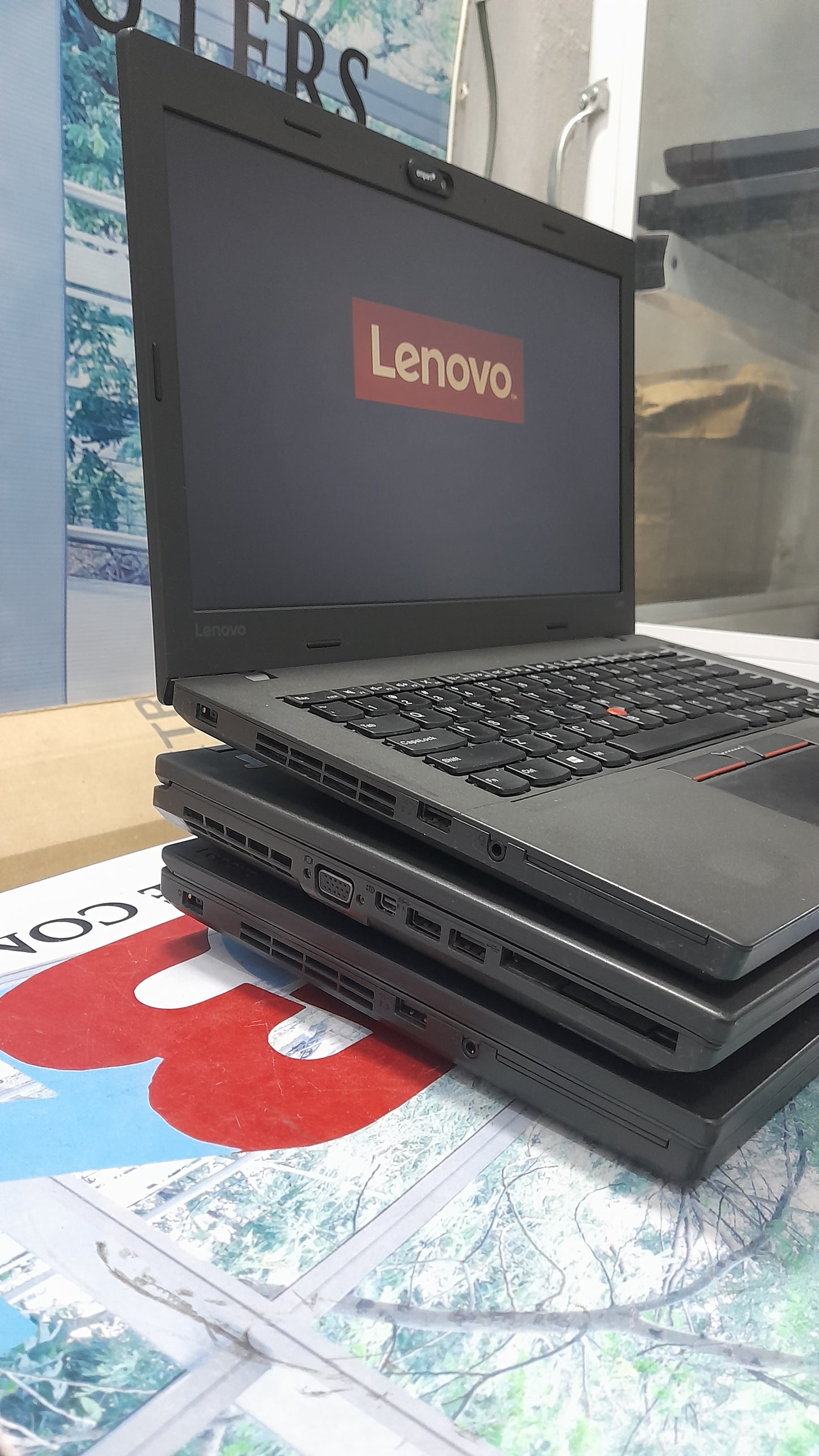 Lenovo ThinkPad L460 6th Gen - Intel Core i3 - 500GB HDD - 8GB RAM - 2GB Total Graphics