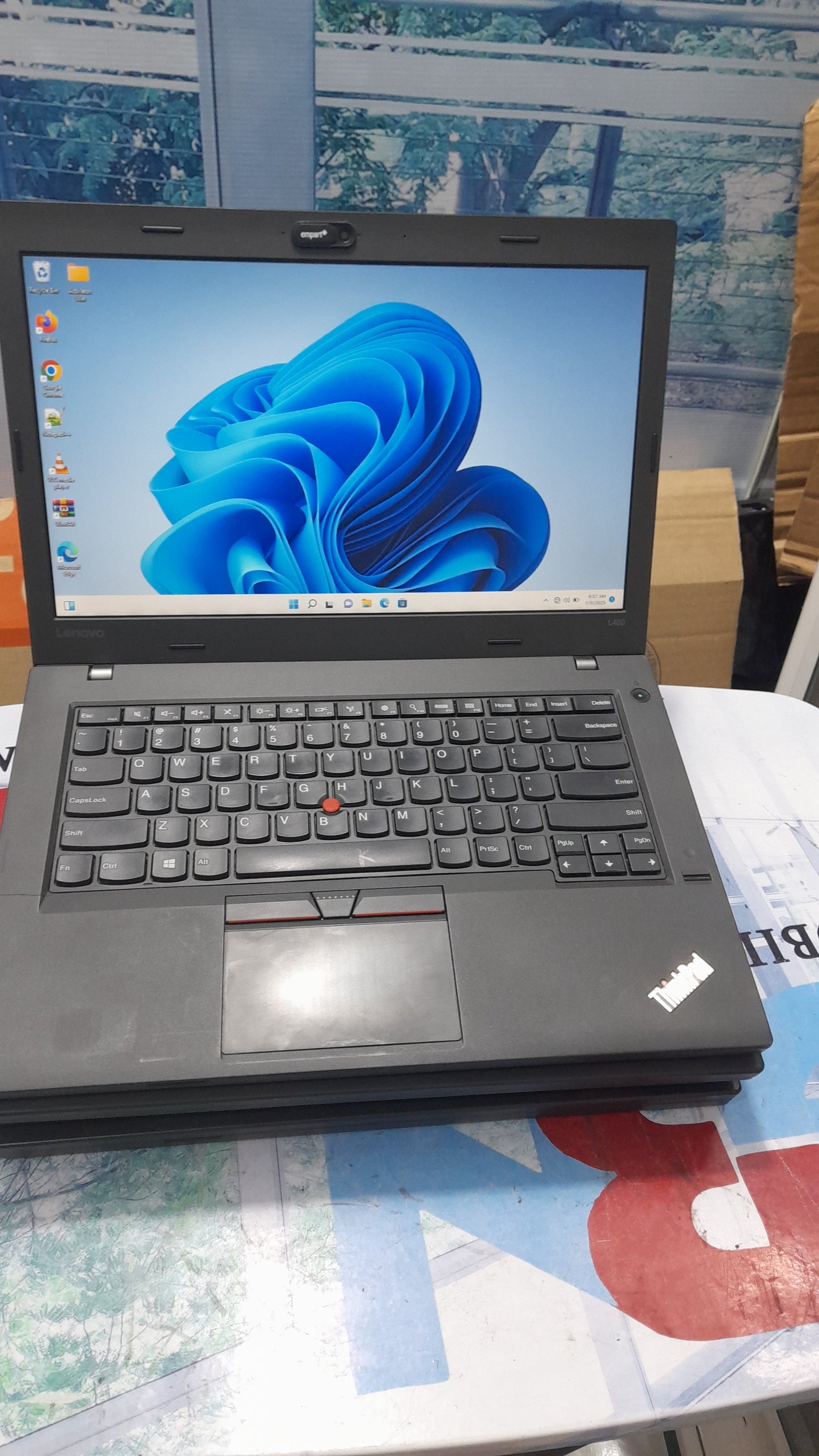 Lenovo ThinkPad L460 6th Gen - Intel Core i3 - 500GB HDD - 8GB RAM - 2GB Total Graphics