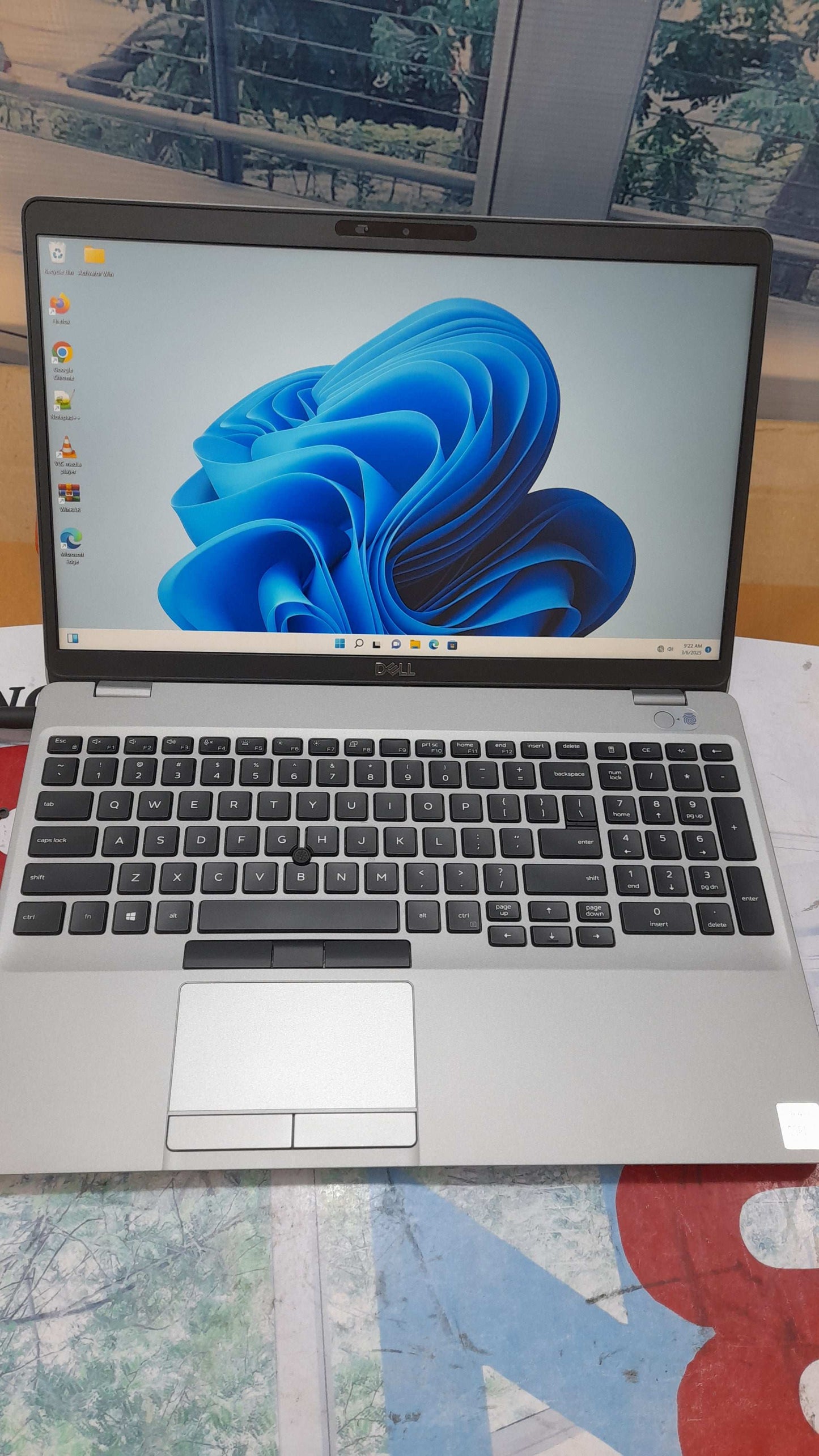 Dell Precision Mobile Workstation 3550 10th Gen. intel core i5 256GB SSD 16G RAM