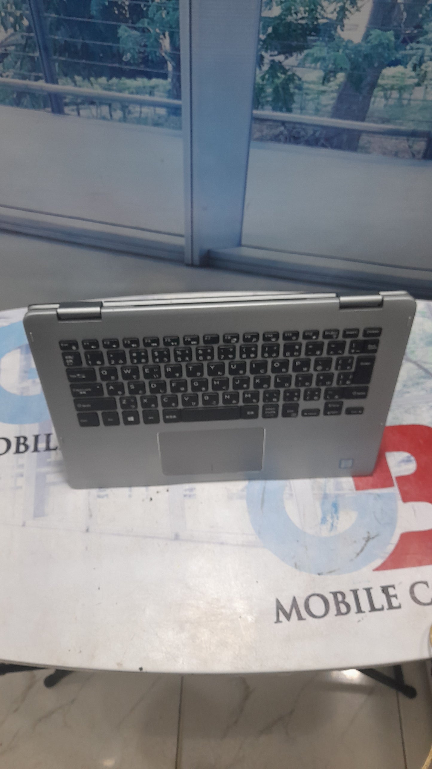 Dell Inspirion 13-7368 2-IN-1 Laptop x360 Touchscreen - 6th Gen. Intel core i5 - 256 GB SSD - 8GB RAM - HDMI