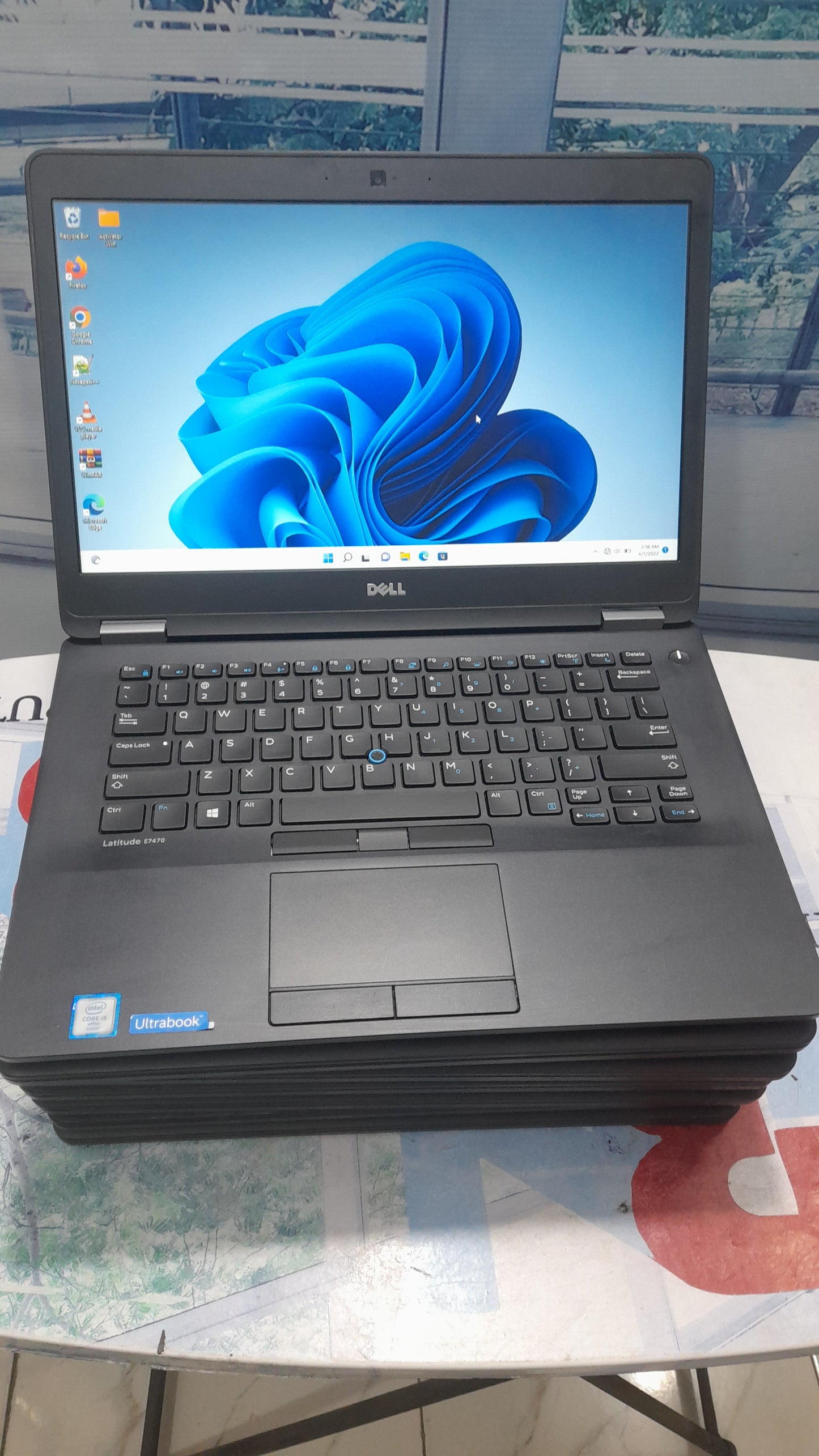 Dell latitude E7450 I7 Touch screen laptop for sale,Dell Latitude E7470 6th gen. intel core i5 256GB SSD- 8G RAM 4G total graphic