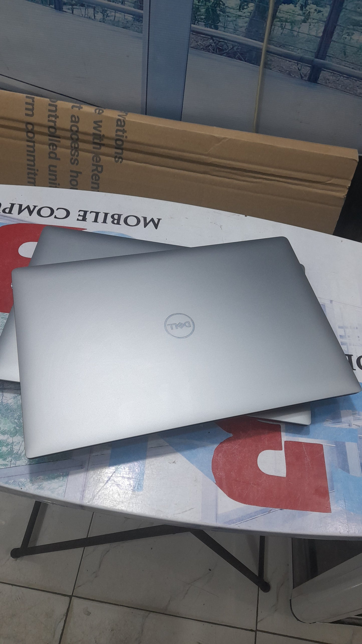 Dell Precision 5540- 9th Gen. FHD Intel Core i5 -256GB NVMe SSD - 16GB RAM - 8GB Total Graphic