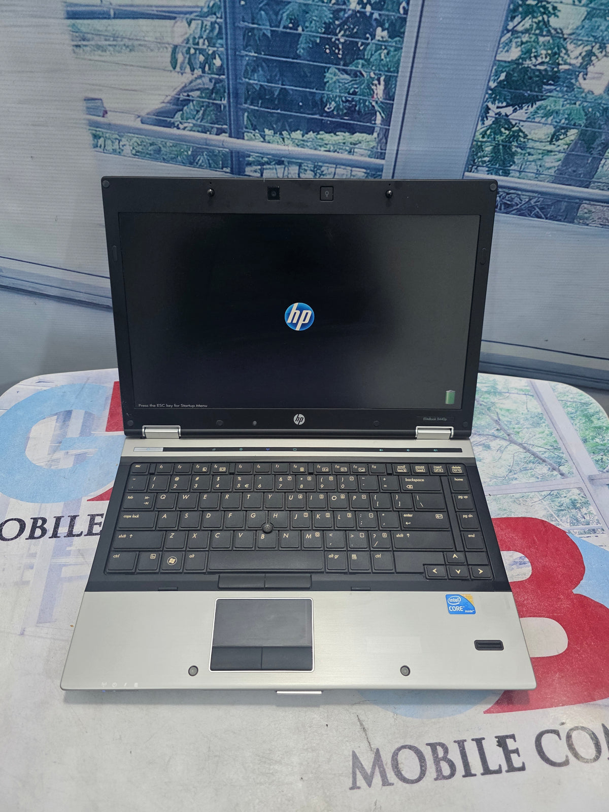 Hp EliteBook 8440p 1st Gen. intel core i5 320G HDD 8G RAM