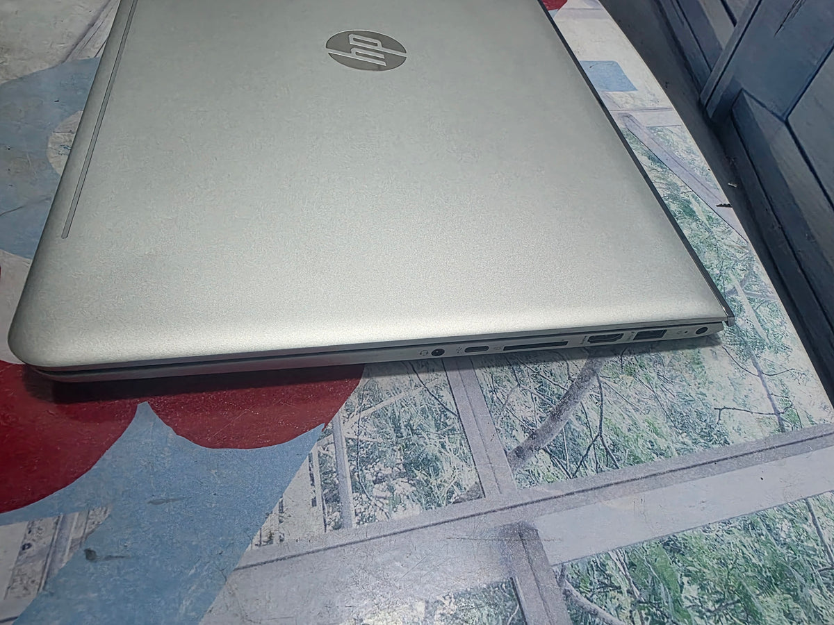 Hp Envy 15 Touch screen intel core i7 256GB SSD 8GB RAM