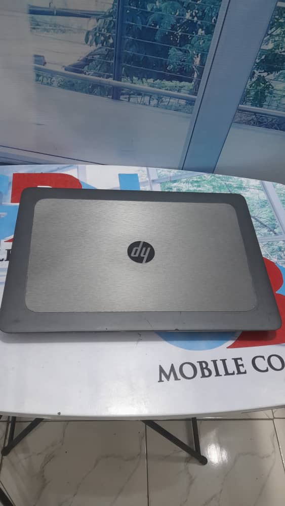HP zBook 15 G3 - 6th Gen. Intel Core i7 - 256GB SSD - 16GB RAM - 20GB Total Graphics - 4GB Dedicated Nvidia Quadro - HDMI - Keyboard Light