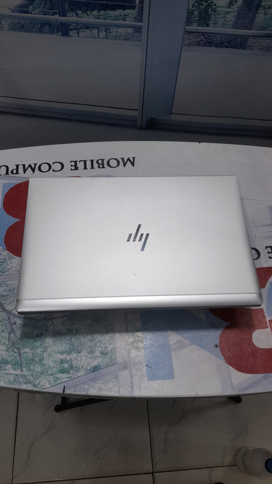 p EliteBook 840 G8 11th Gen. intel core i7 - 512GB SSD - 16GB RAM - 8GB Total Graphics - HDMI Keyboard Light