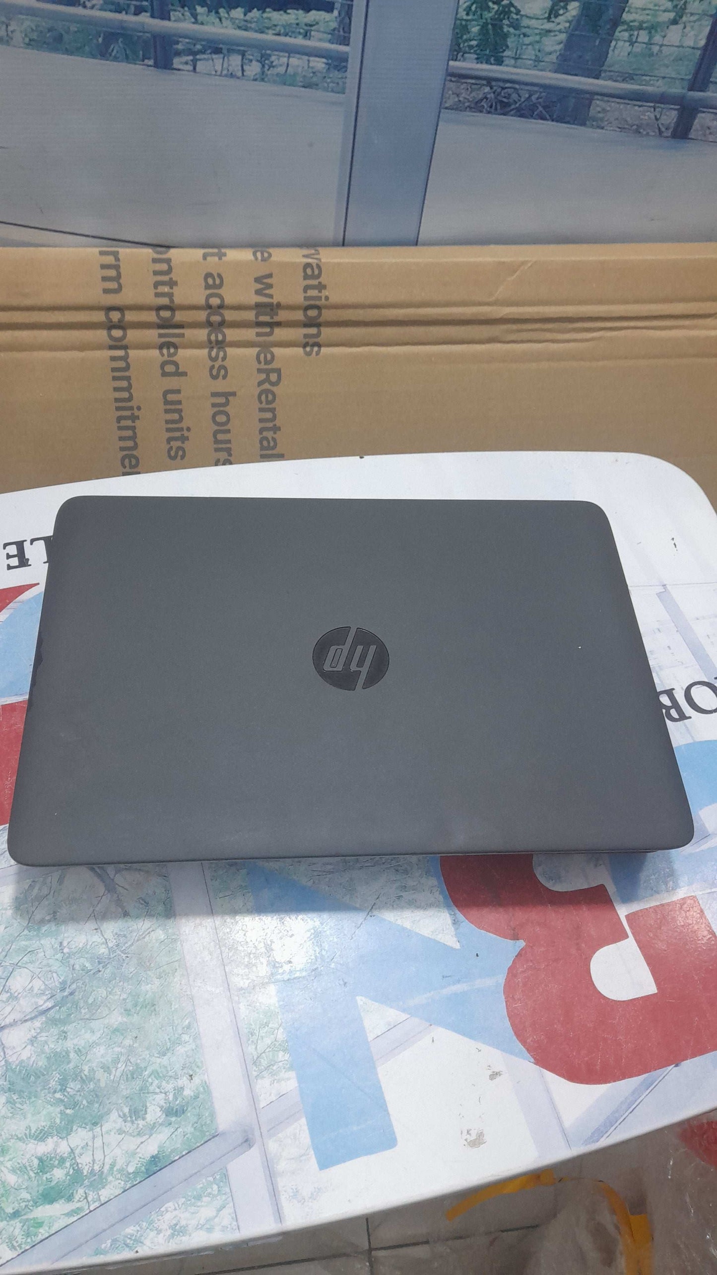 HP EliteBook 840 G2 - 5th Gen. Intel Core i5 - 500GB HDD - 8GB RAM - Keypad Light