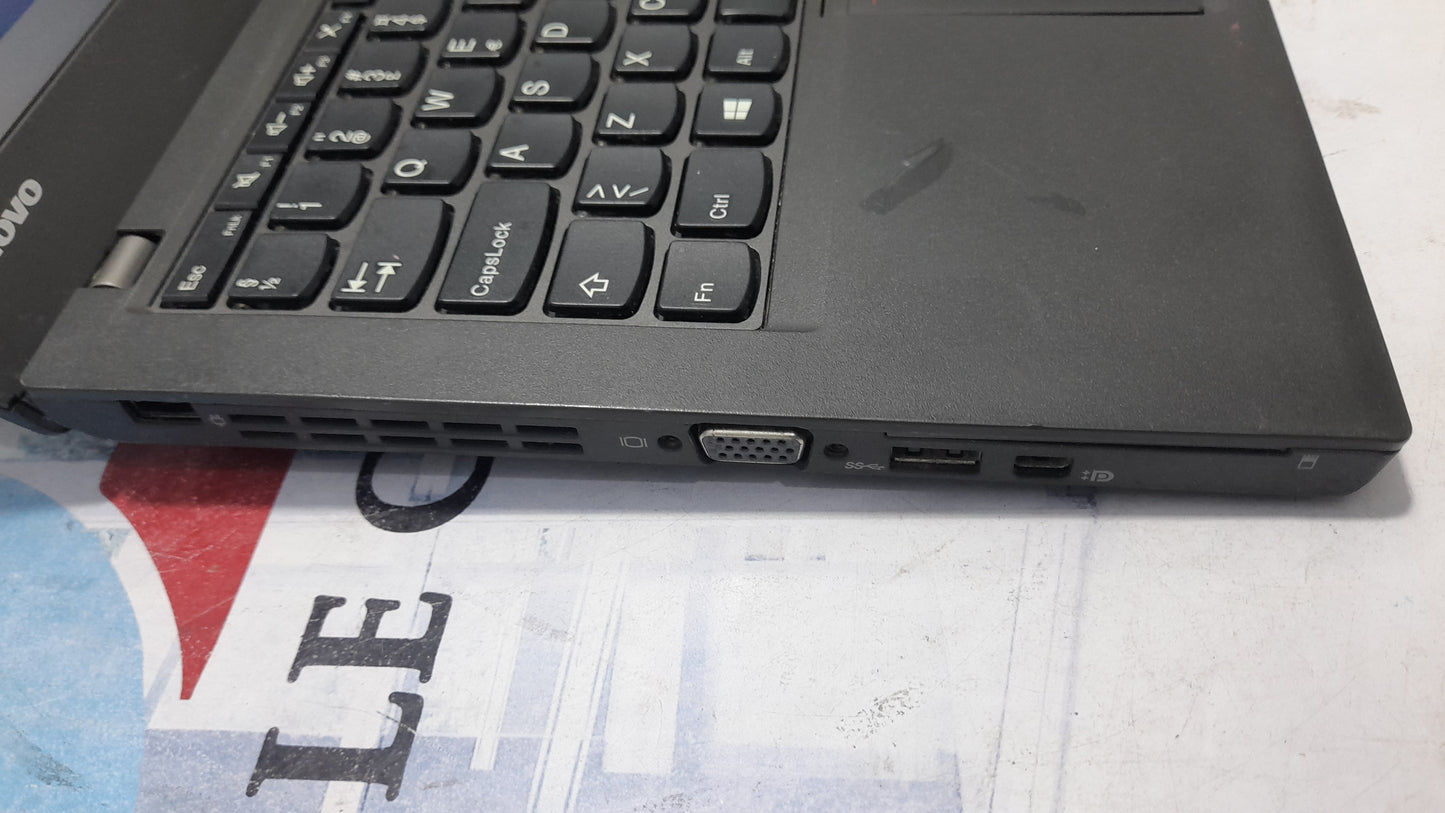 Lenovo ThinkPad x240 4th gen intel core i3 500GB HDD 8G RAM