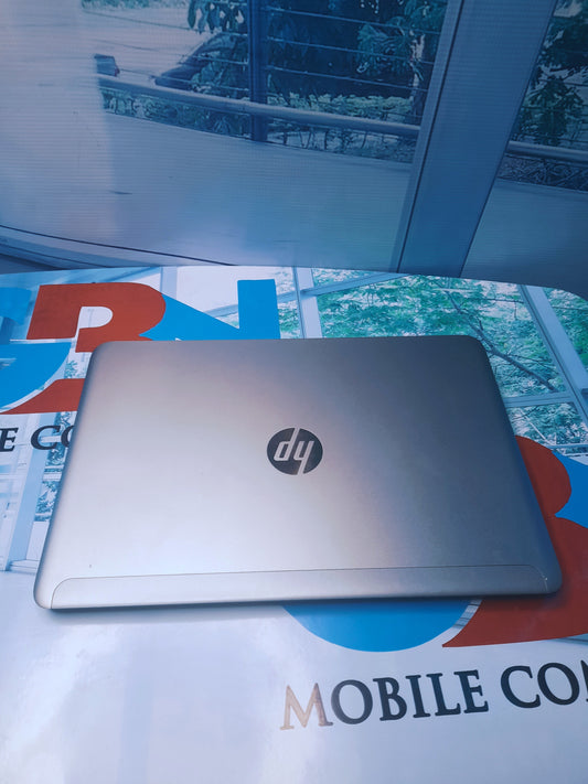 HP Folio 1040 G2 - 5th Gen. Intel Core i5 - 256GB SSD - 4GB RAM - 4GB Total Graphics - Keypad Light