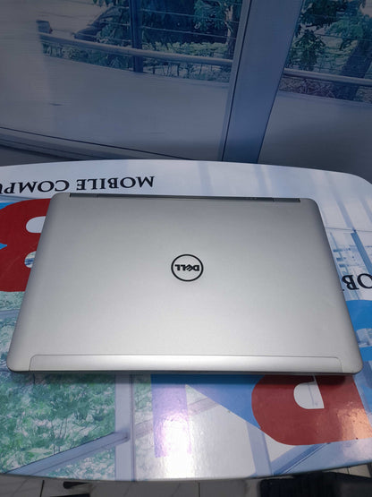Dell Latitude E6540 2G Dedicated graphic intel core i7 500GB HDD 8G Ram
