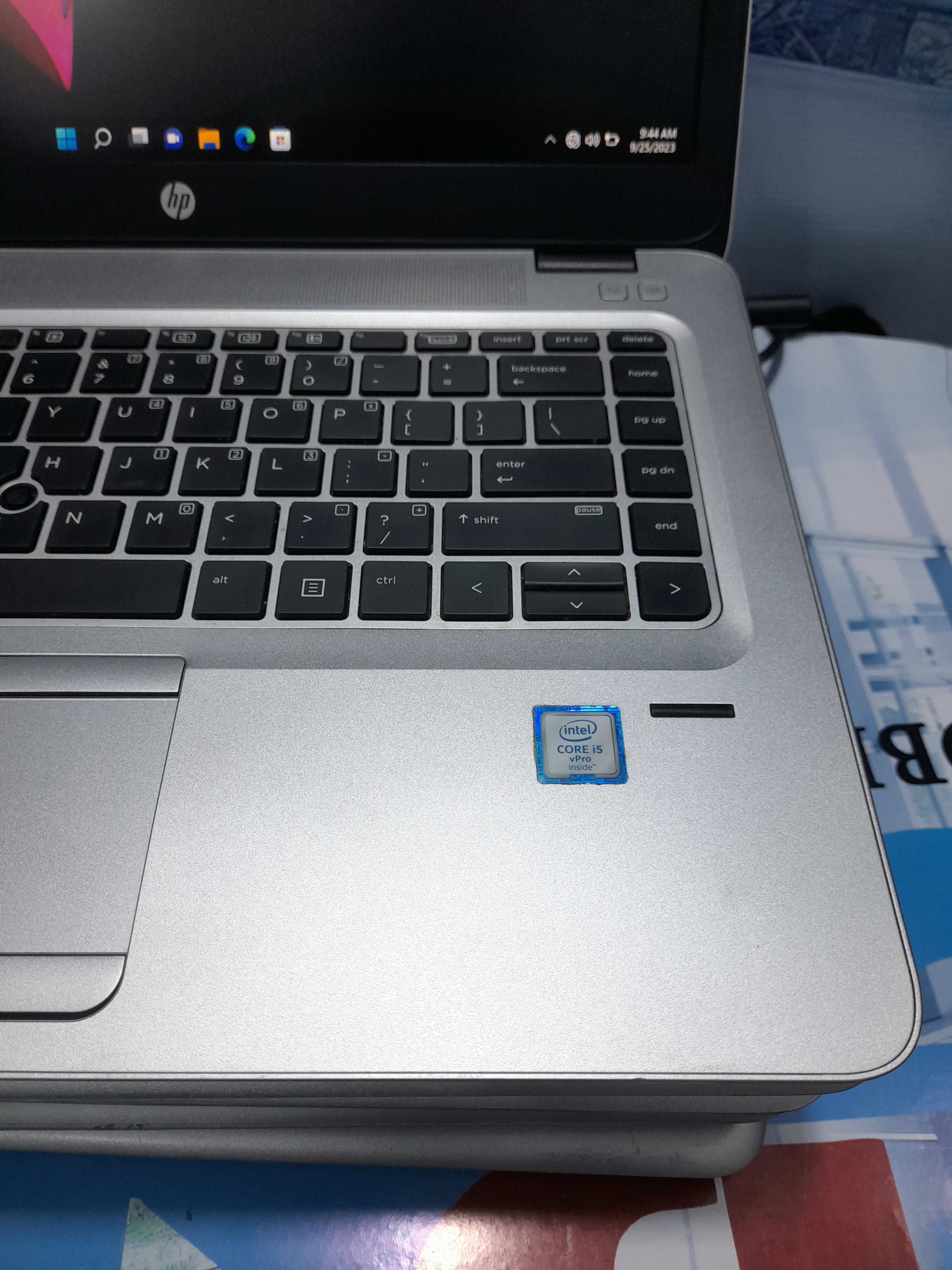 HP EliteBook 840 G3 – 6th Generation Intel Core i5-256GB SSD – 8GB RAM