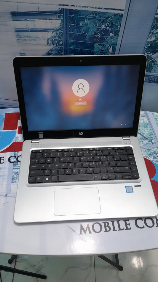 HP ProBook 440 G4 - 7th Gen. Intel Core i5 - 256GB SSD - 8GB RAM - HDMI 4G Total graphic