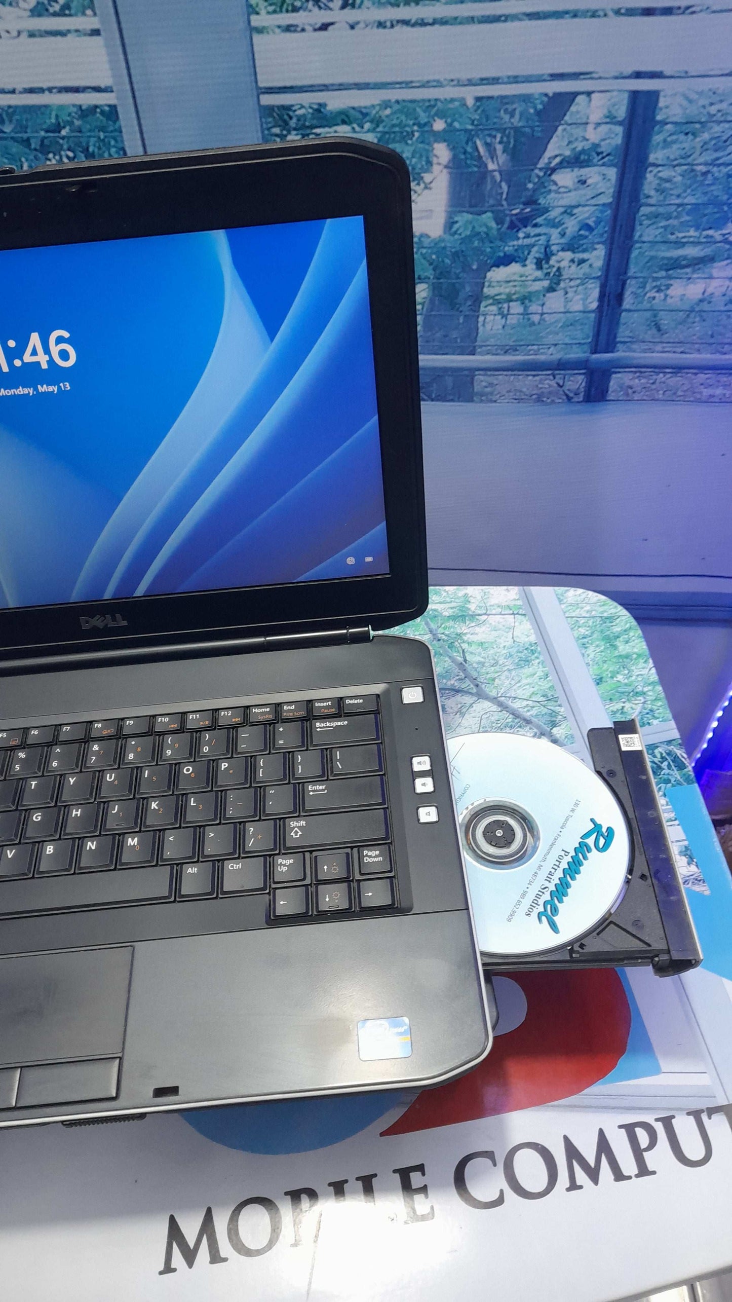 Dell Latitude E5430 - Intel Core i5 - 320GB HDD - 4GB RAM - 1.7GB Total Graphics - HDMI - DVD-RW