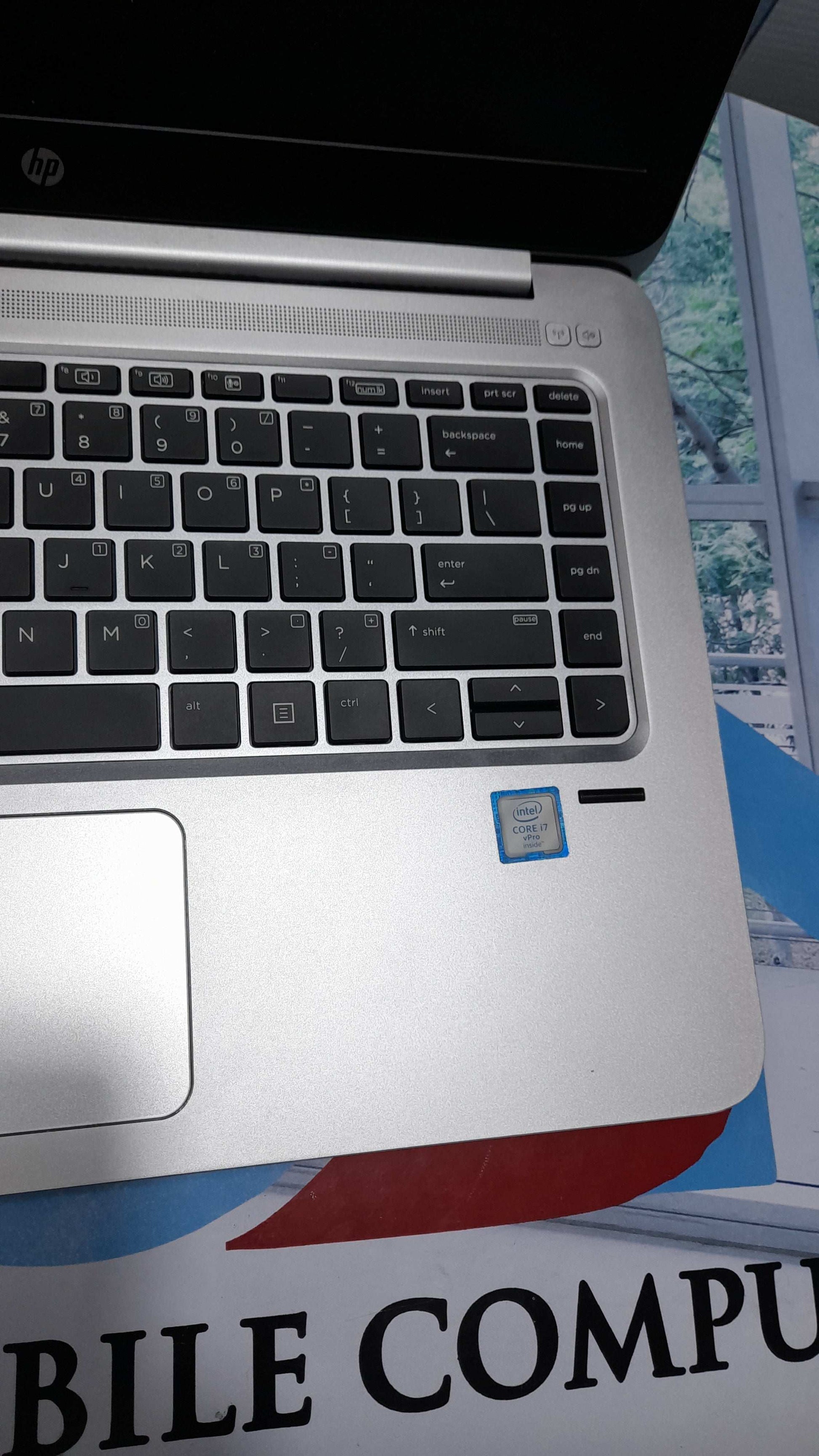 HP EliteBook Folio 1040 G3 – 6th Gen. Intel Core i7 – 256GB SSD – 8GB RAM – 4GB Total Graphics – Keypad Light