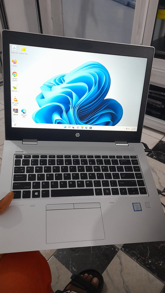 HP ProBook 640 G5 - 8th Gen. Intel Core i5 - 256GB SSD - 8GB RAM - HDMI - Keyboard Light