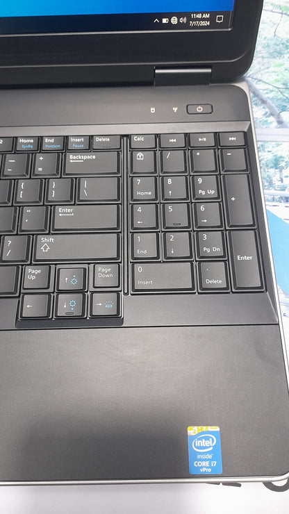 Dell Latitude E6540 2G Dedicated graphic intel core i7 500GB HDD 8G Ram