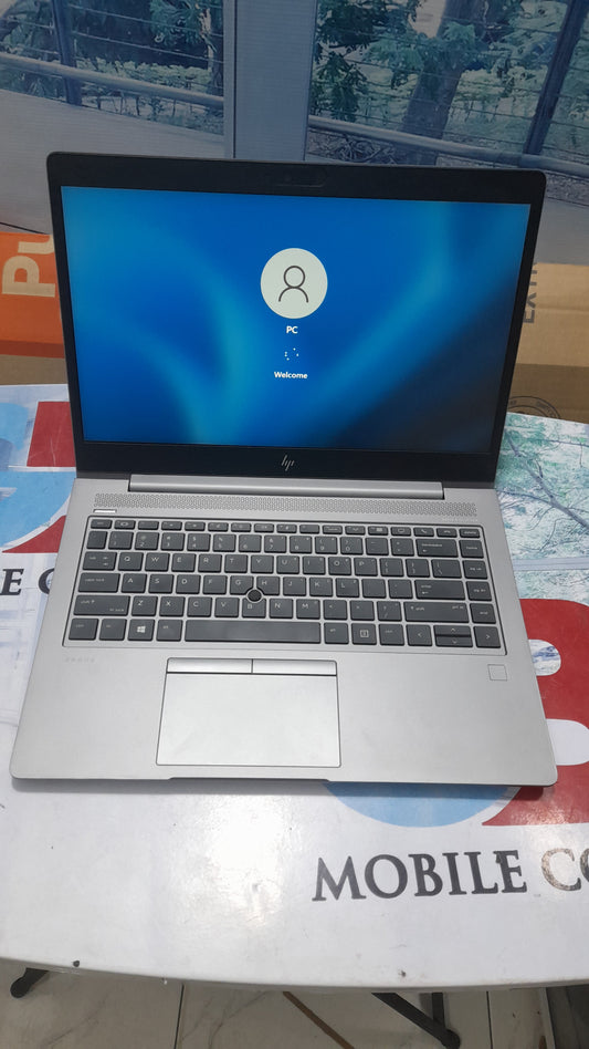 HP zBook 14u G5 - 7th/8th Gen. Intel Core i5 - 256GB SSD - 16GB RAM - 4GB Total Graphics - 2GB Dedicated - HDMI