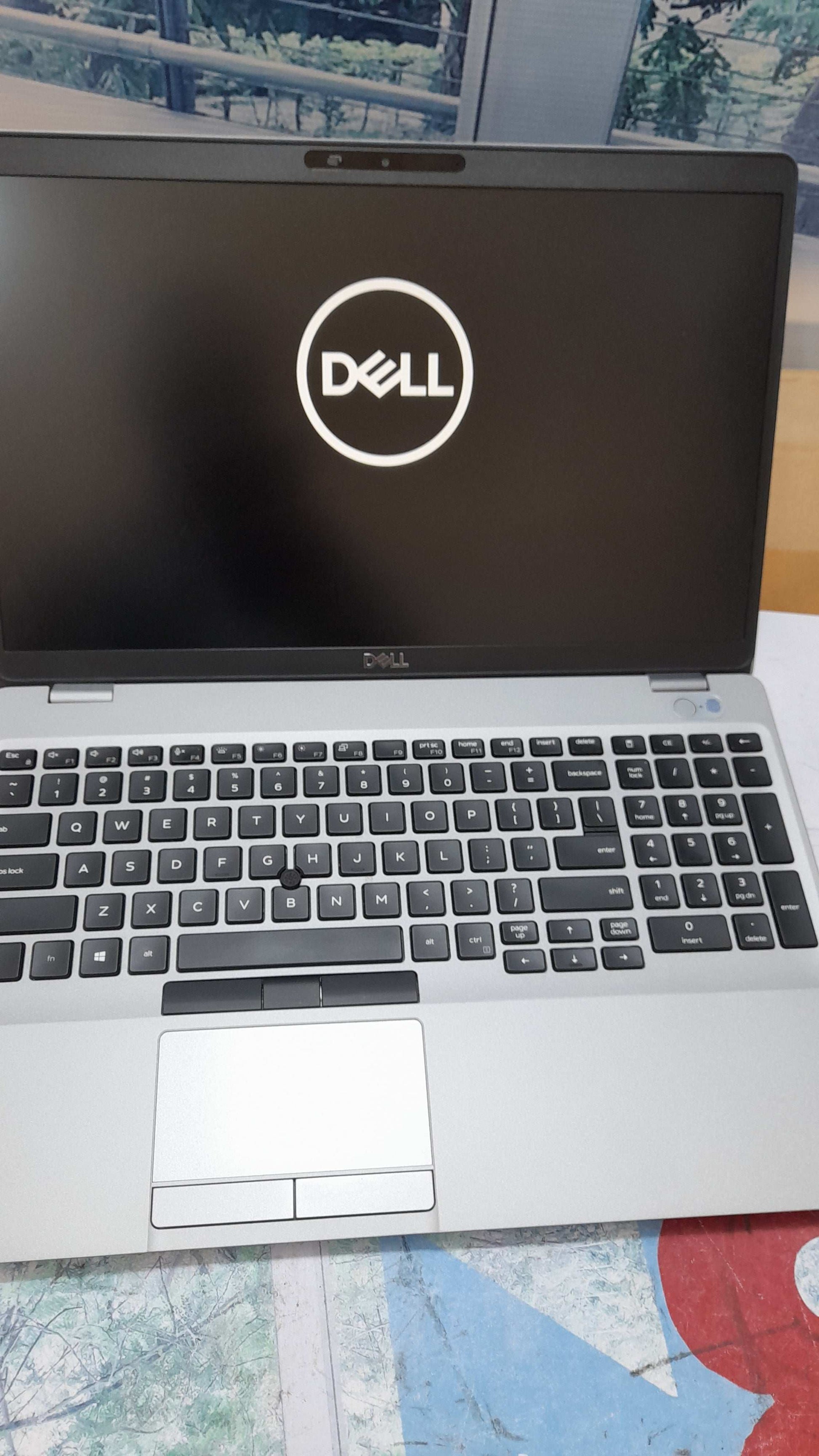 Dell Precision Mobile Workstation 3550 10th Gen. intel core i5 256GB SSD 16G RAM