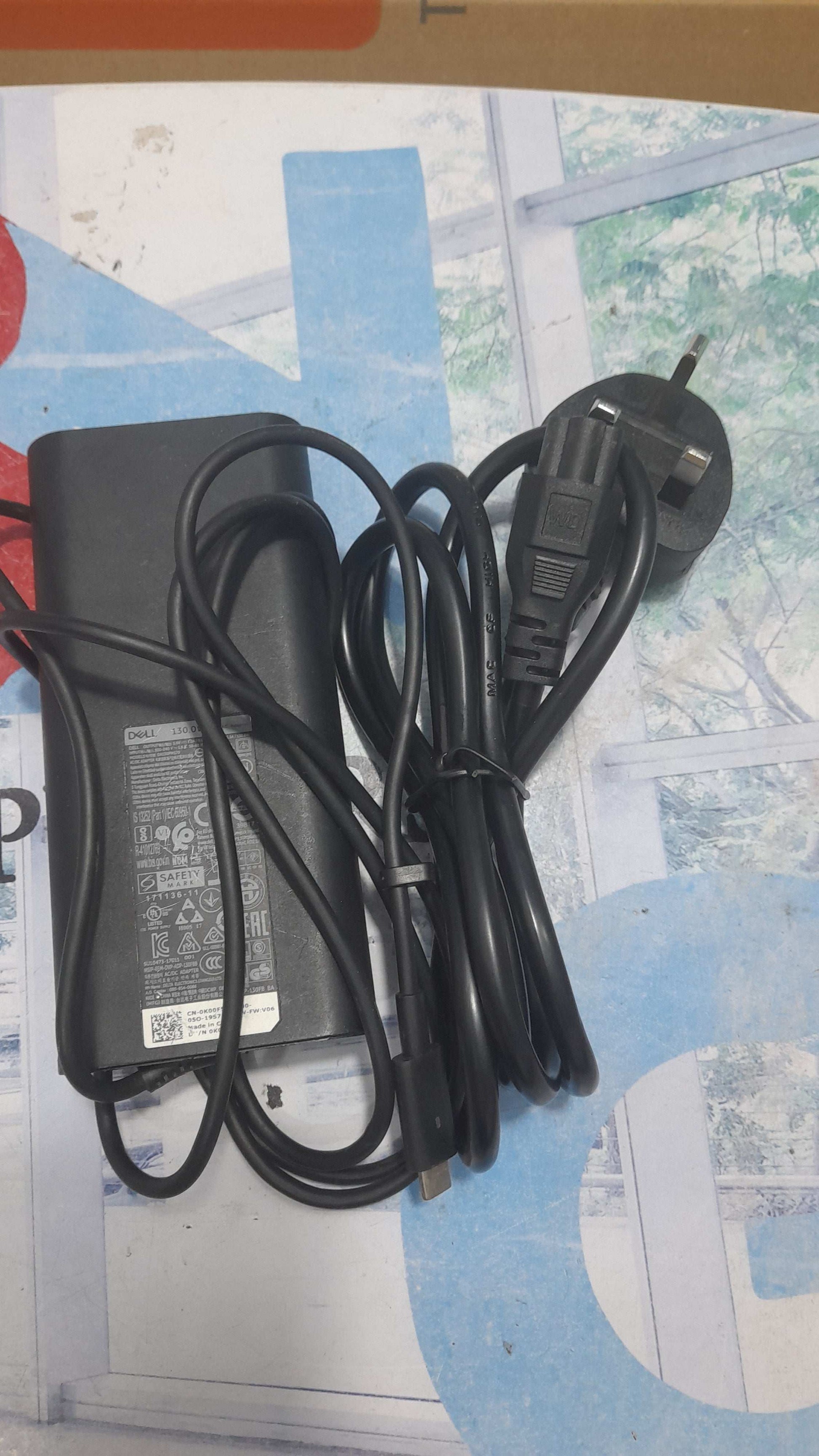 Dell power Adapter (TYPE-C)