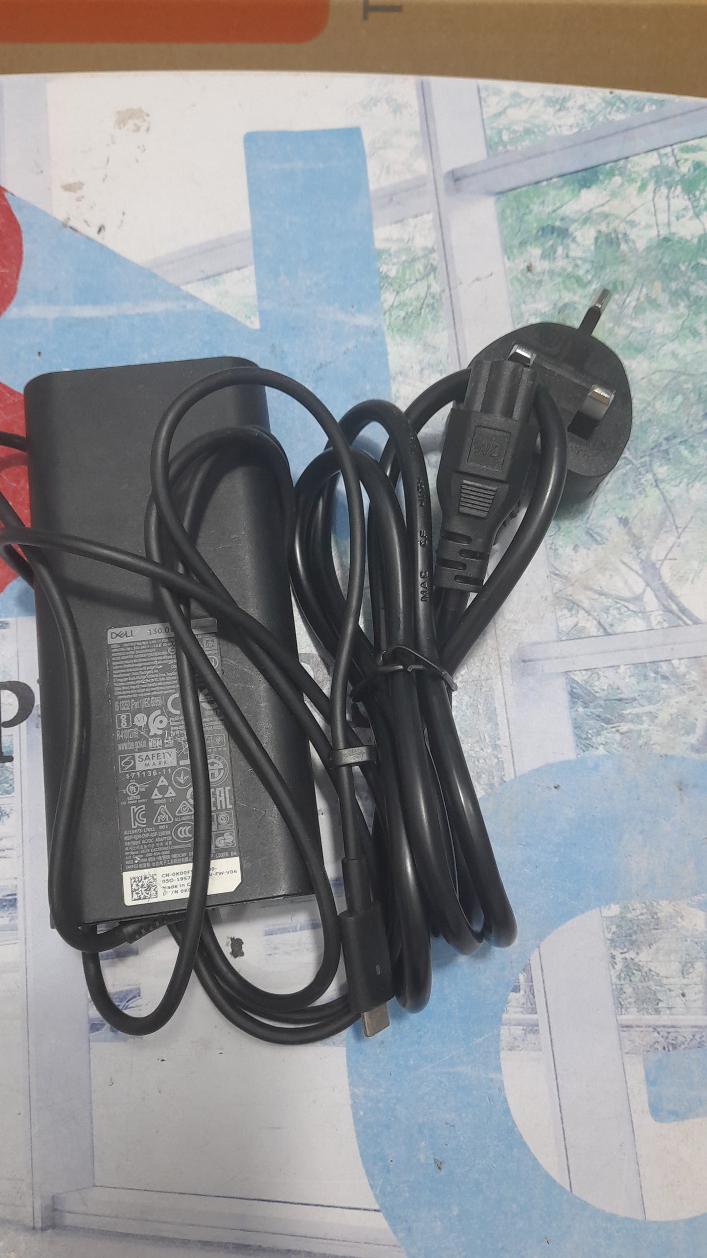 Dell power Adapter (TYPE-C)