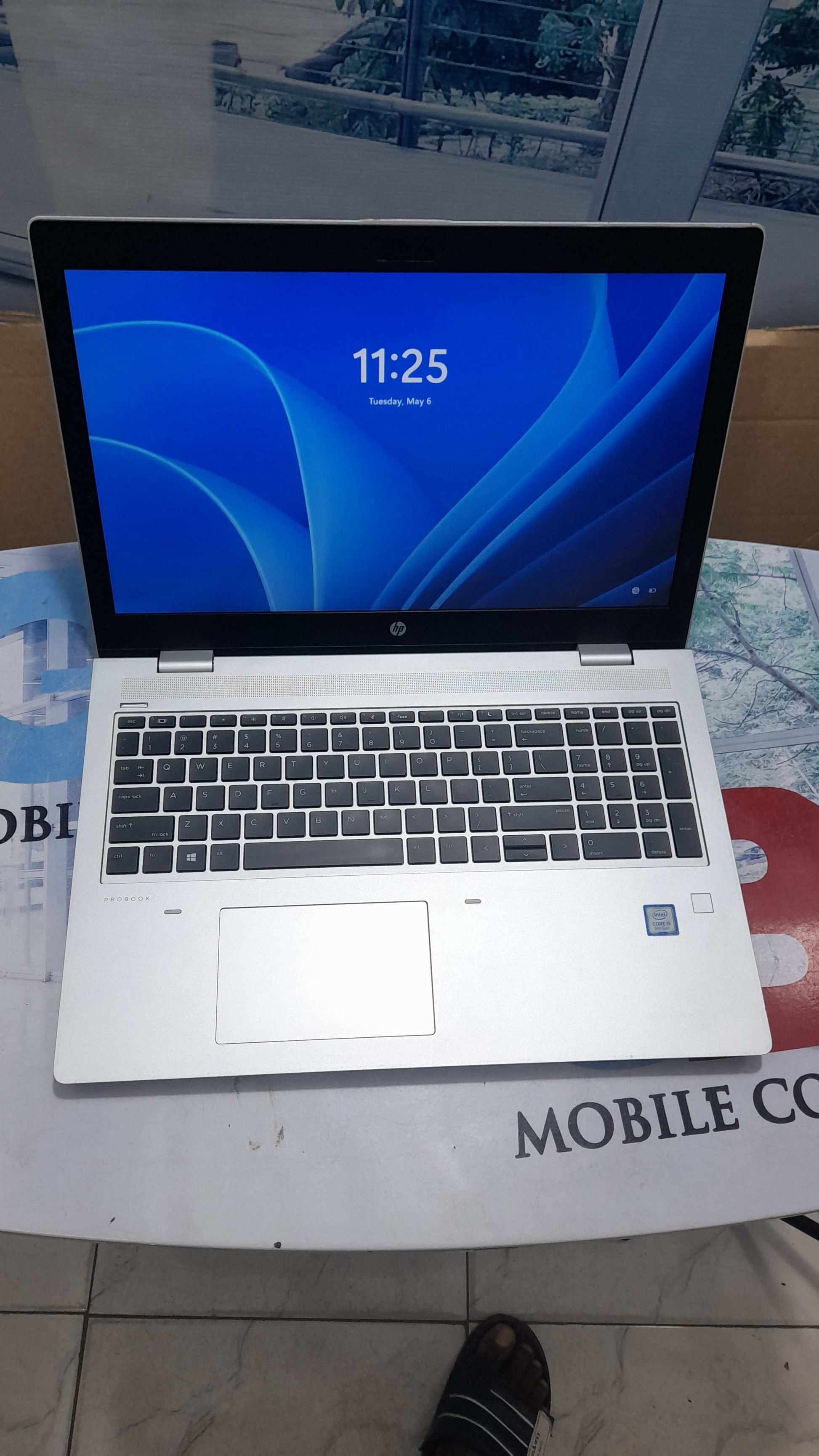 HP ProBook 650 G5 - 8th Gen. Intel Core i5 - 256GB SSD - 8GB RAM - Keyboard Light - HDMI