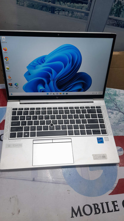 HP EliteBook 840 G7 touchscreen - 10th Gen. Intel Core i5 - 256GB SSD - 16GB RAM- HDMI - Keyboard Light