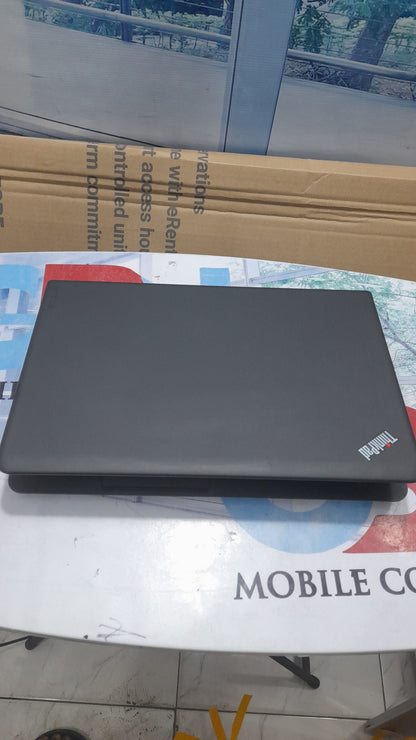 Lenovo ThinkPad E560 Intel Core i5 6th Gen 500G HDD 8G RAM 4G total graphic