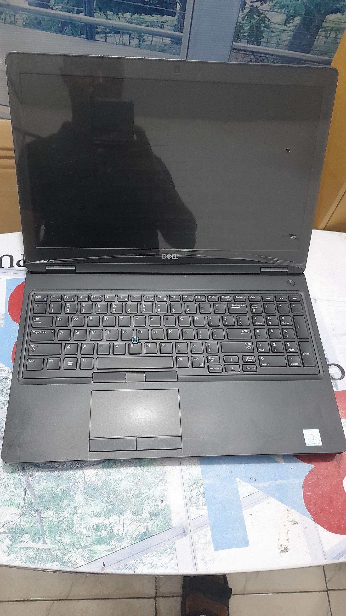 Dell precision 3530 i5 8TH generation 4G dedicated 8th Gen. Intel Core i5 - 256GB SSD - 16GB RAM 8G Total graphics