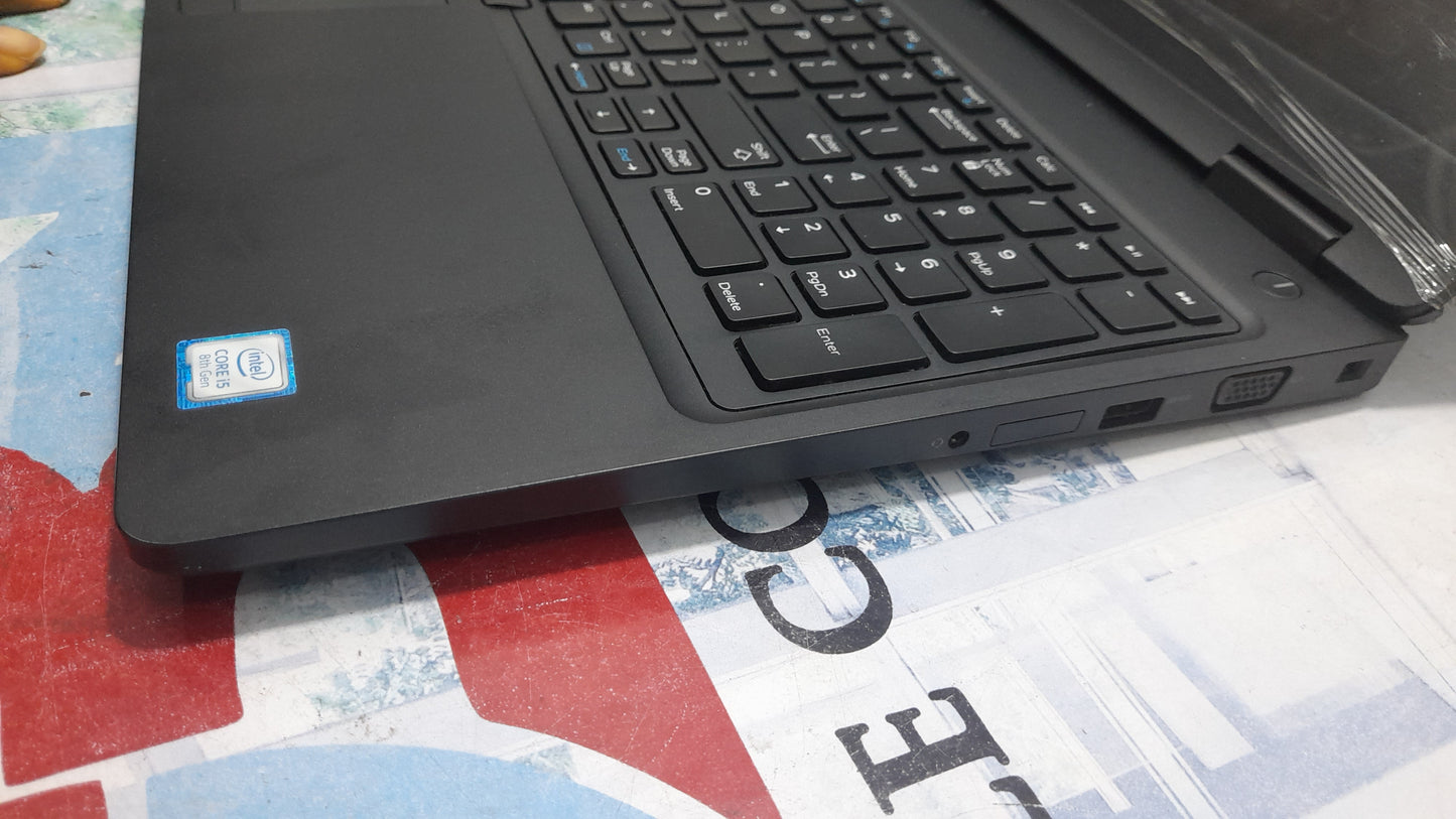Dell precision 3530 i5 8TH generation 4G dedicated 8th Gen. Intel Core i5 - 256GB SSD - 16GB RAM 8G Total graphics