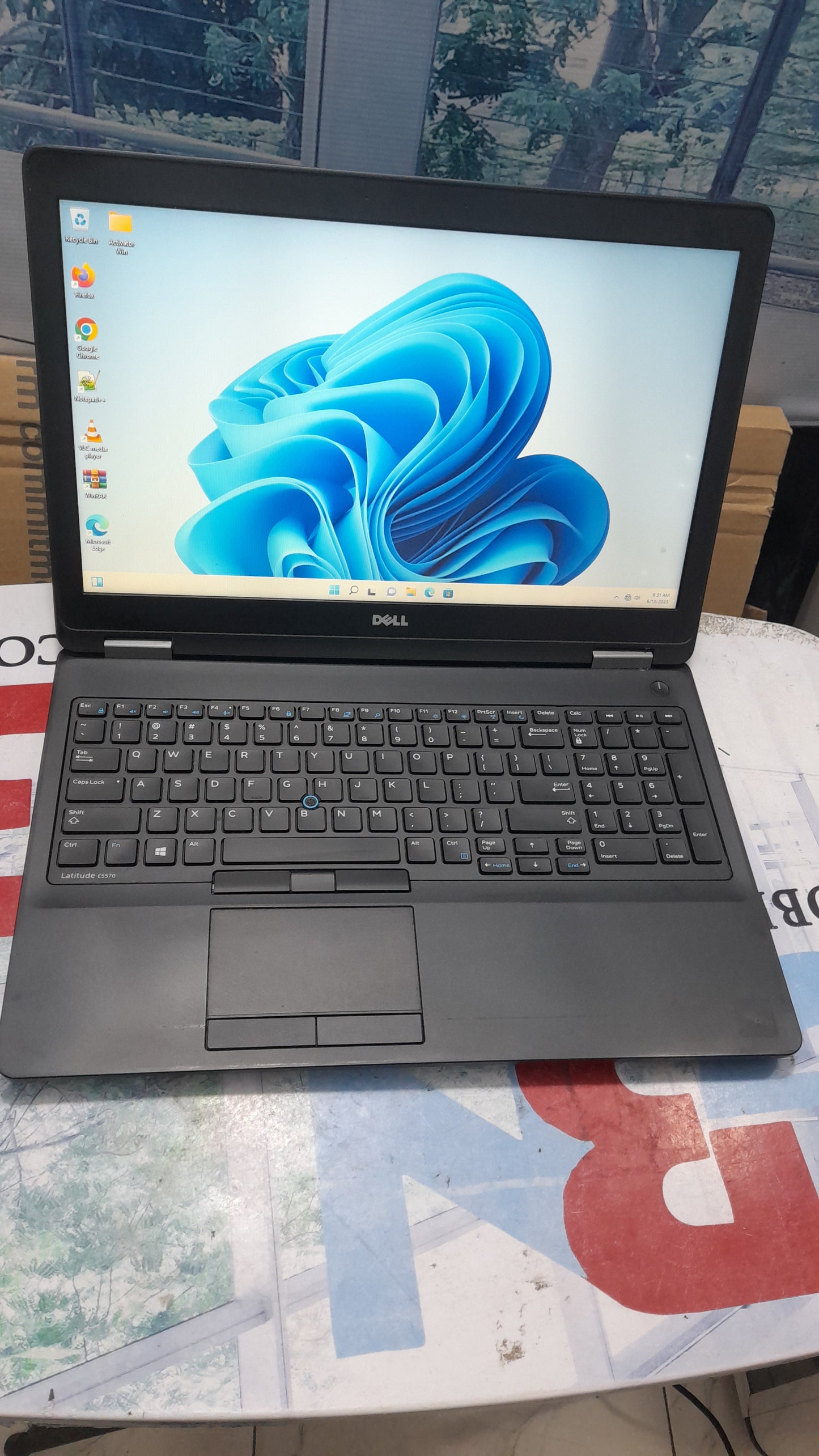 Dell Latitude E5570 2G Dedicated graphic 6th Gen. Intel Core i7 - 256GB SSD - 16GB RAM 8G Total graphics