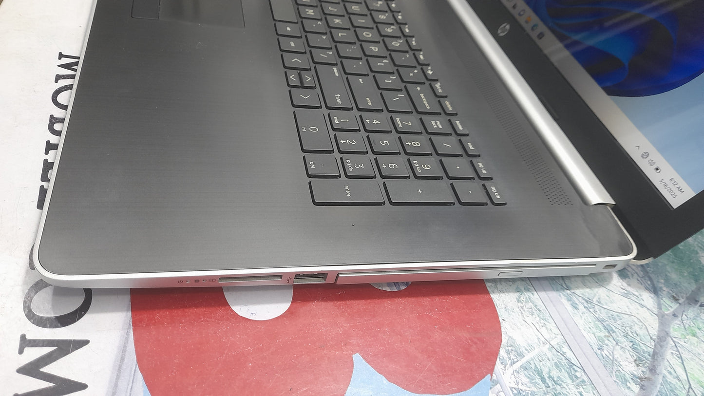 Hp Pavilion 17t 7th Gen. Intel Core i7 - 1TB HDD - 8GB RAM 4G Total graphics