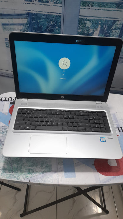 HP ProBook 450 G4 - 7th Gen. Intel Core i5 - 500GB HDD - 8GB RAM - HDMI 4G Total graphic