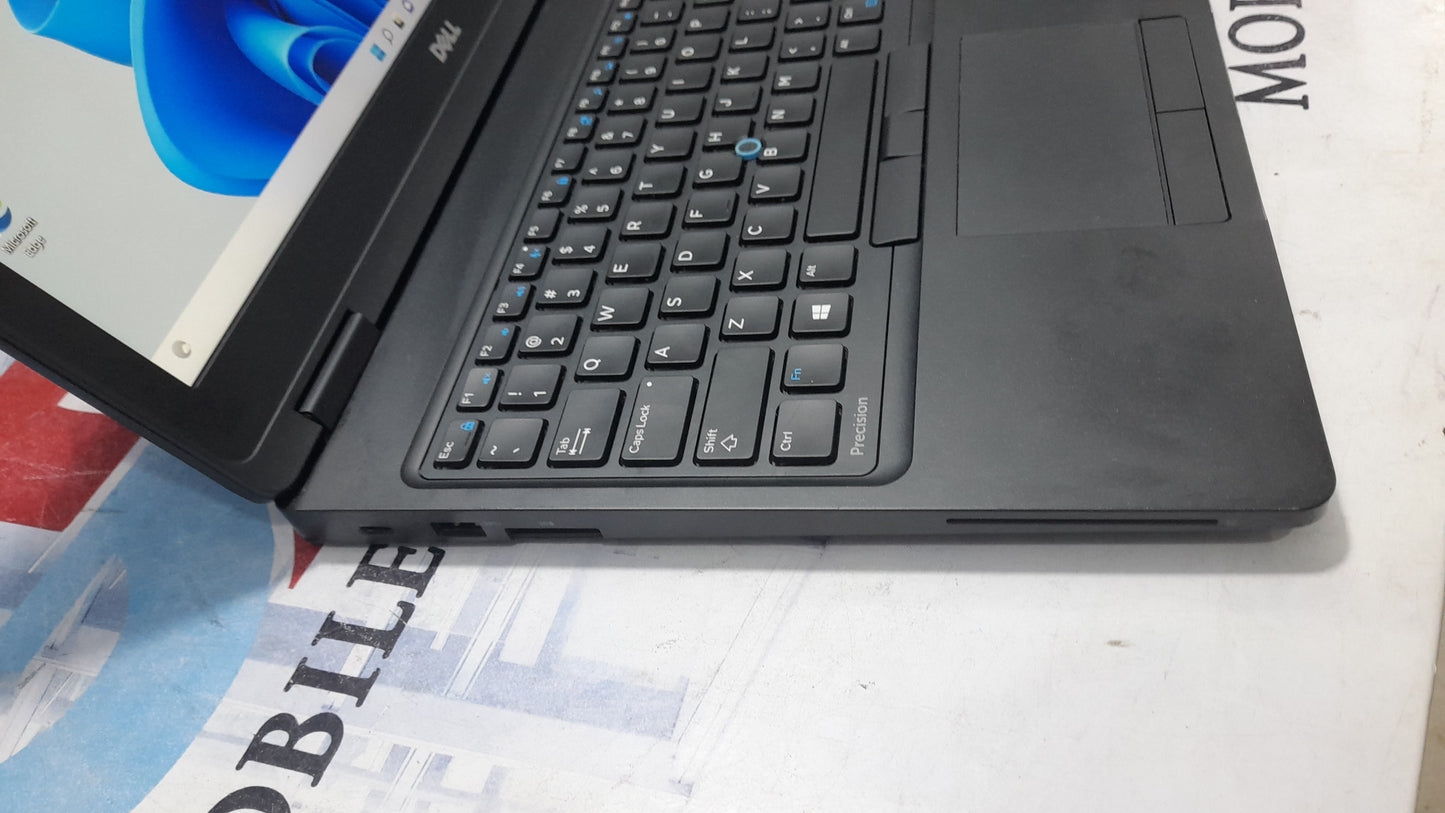 Dell precision 3520 core i7 for sale in lagos, Gamming dell laptop for sale at good prices,video editing laptops for sale in lagos 