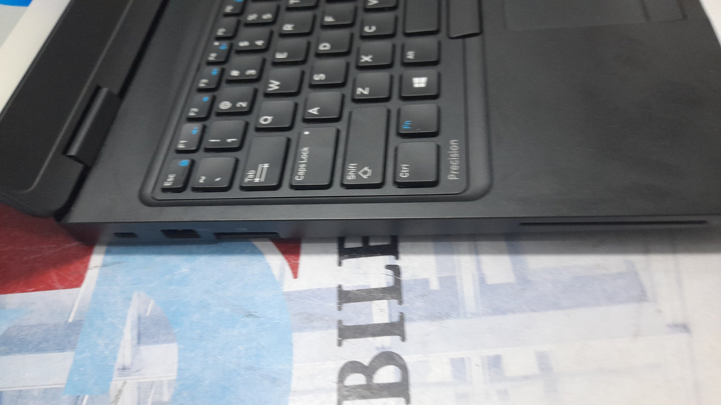 Dell precision 3520 core i7 for sale in lagos, Gamming dell laptop for sale at good prices,video editing laptops for sale in lagos 