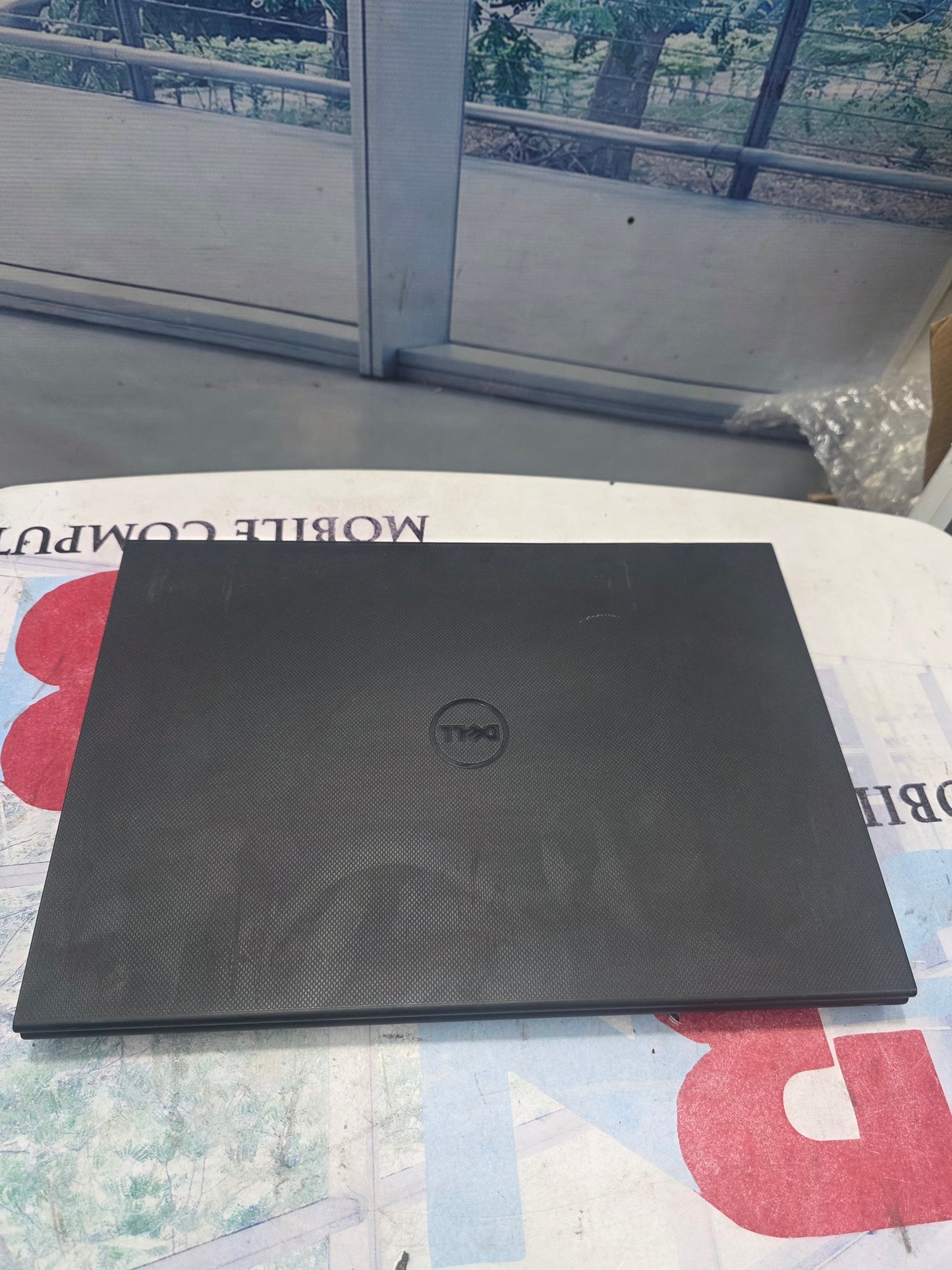 Dell Inspirion 3543 5th Gen. intel core i3 320G HDD 8G RAM