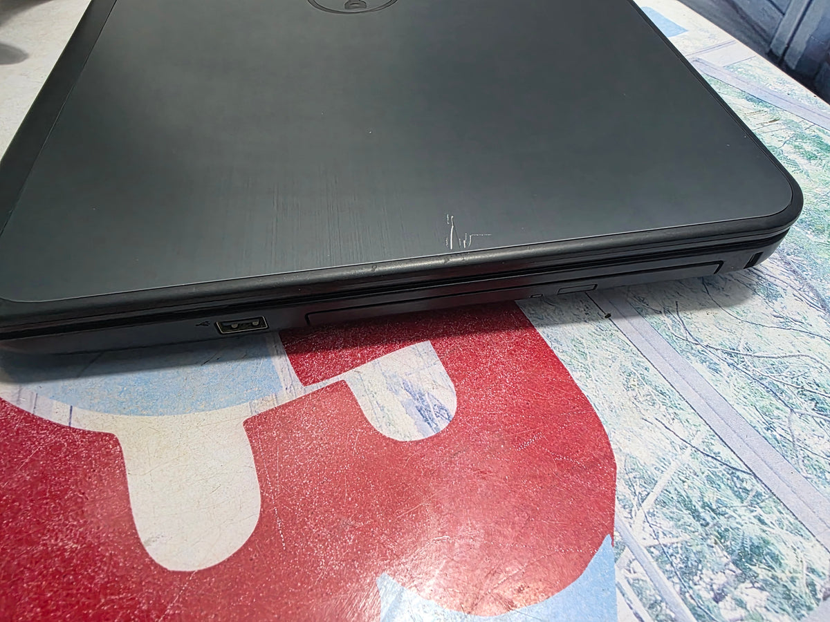 Dell Latitude 3540 4th Gen. intel core i3 320G HDD 8G RAM