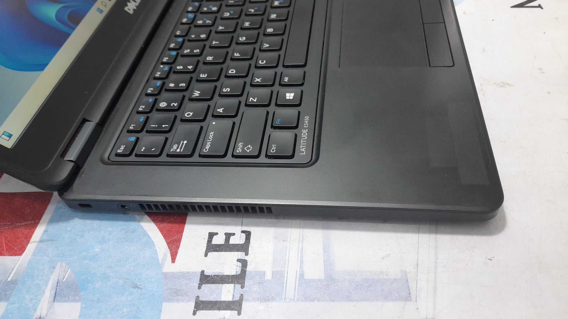 Uk used dell latitude E5450 core i5 laptop for sale, London used dell latitude E5450 core i5 laptop for sale in lagos, second hand used dell latitude E5450 core i5 laptop for sale, laptop warehouse in ikeja computer village lagos 