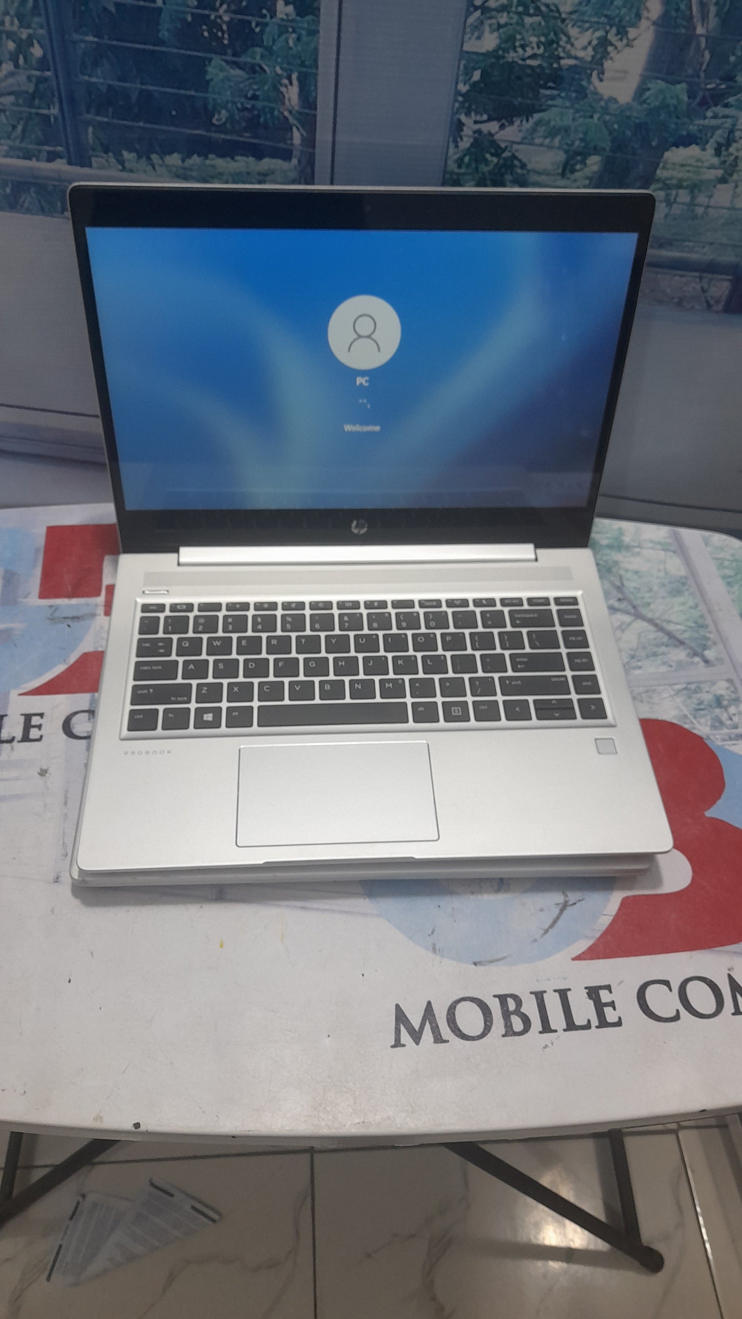 HP ProBook 440 G6 - Touchscreen - 8th Gen. Intel Core i5 - 256GB SSD - 8GB RAM - HDMI 4G Total graphic