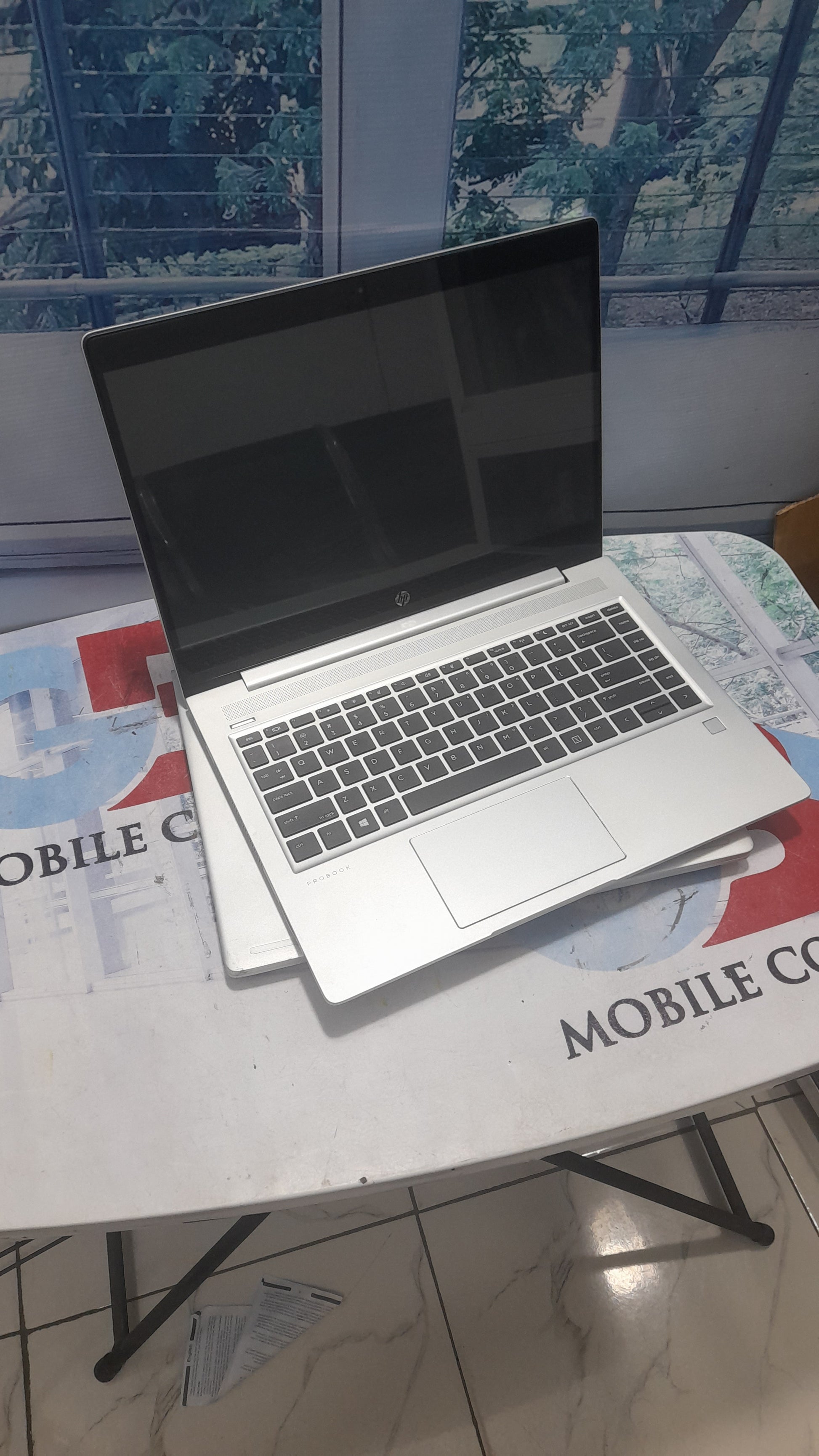 HP ProBook 440 G6 - Touchscreen - 8th Gen. Intel Core i5 - 256GB SSD - 8GB RAM - HDMI 4G Total graphic