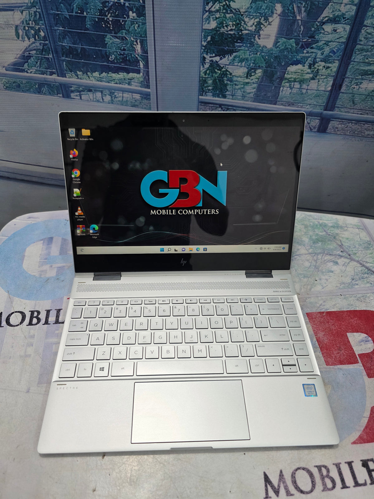 Hp Spectra 13 8th Gen.Touchscreen x360 2 IN 1 intel core i7 256 SSD 16G RAM Keyboard light