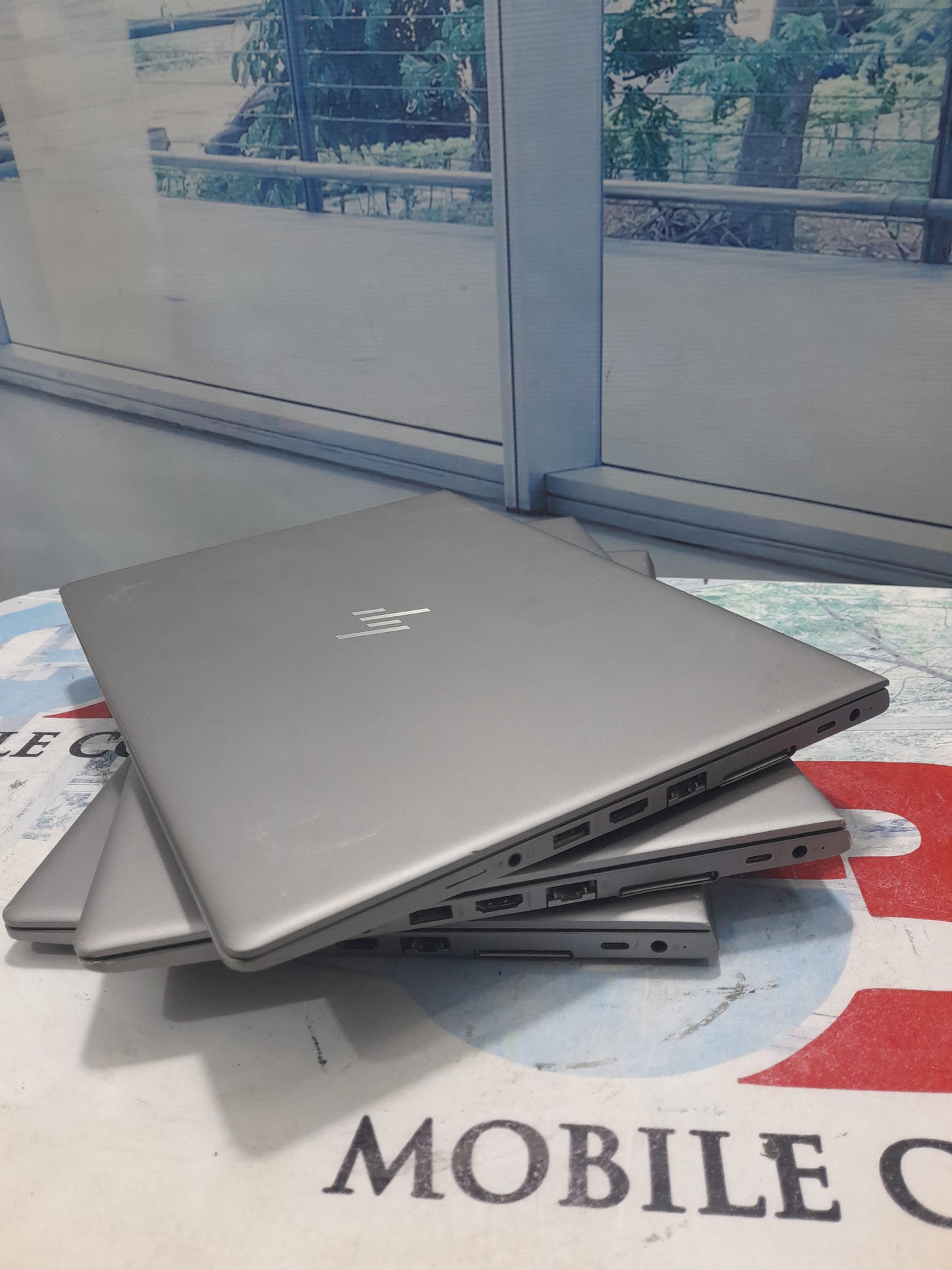 HP zBook 14u G5 - /8th Gen. Intel Core i7 - 256GB SSD - 16GB RAM - 8GB Total Graphics - 2GB Dedicated - HDMI