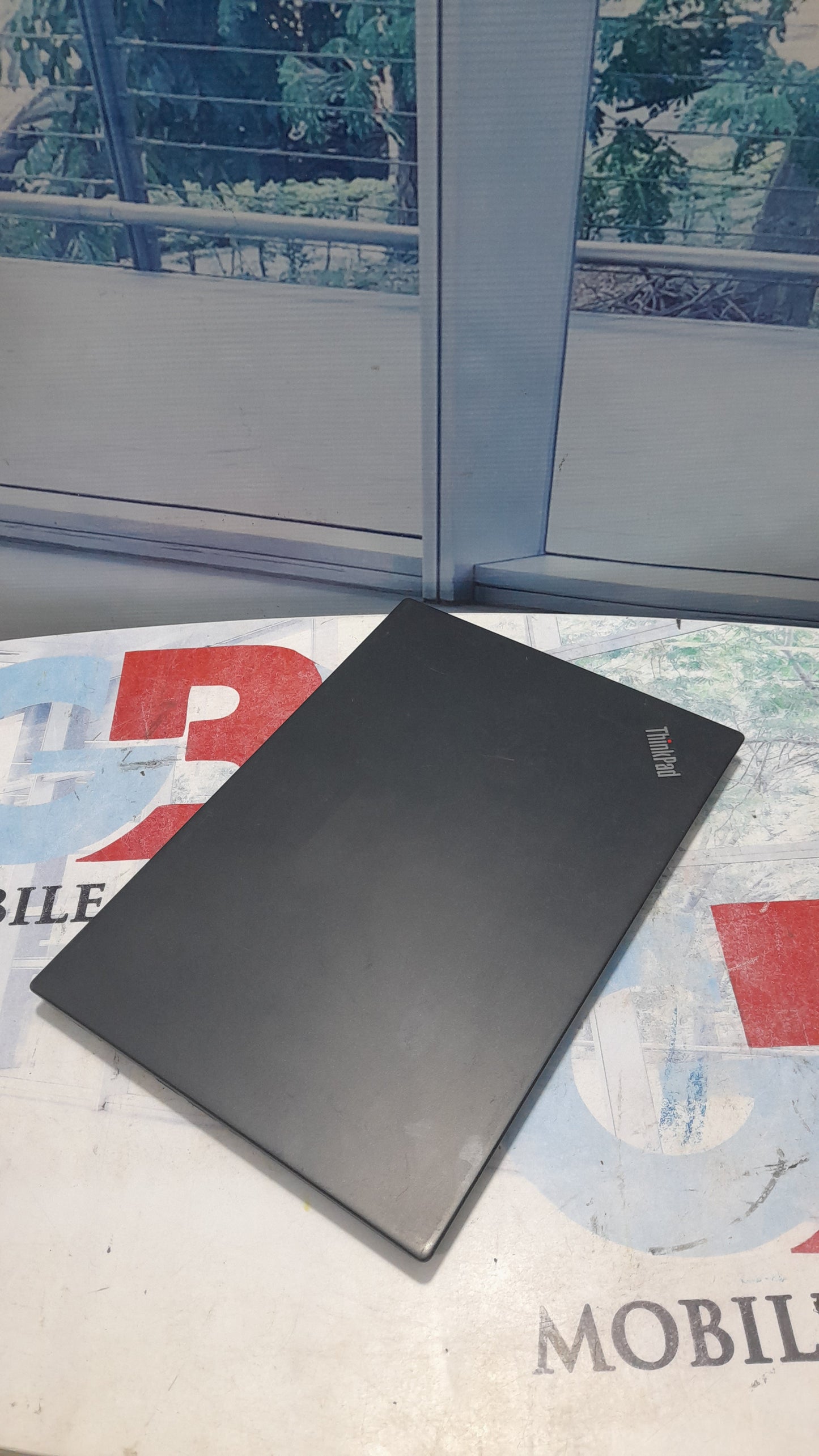 Lenovo ThinkPad X13 Gen1.Touchscreen 10th Gen.Intel Core i5 - 256GB SSD - 8GB RAM - 4GB Total Graphic