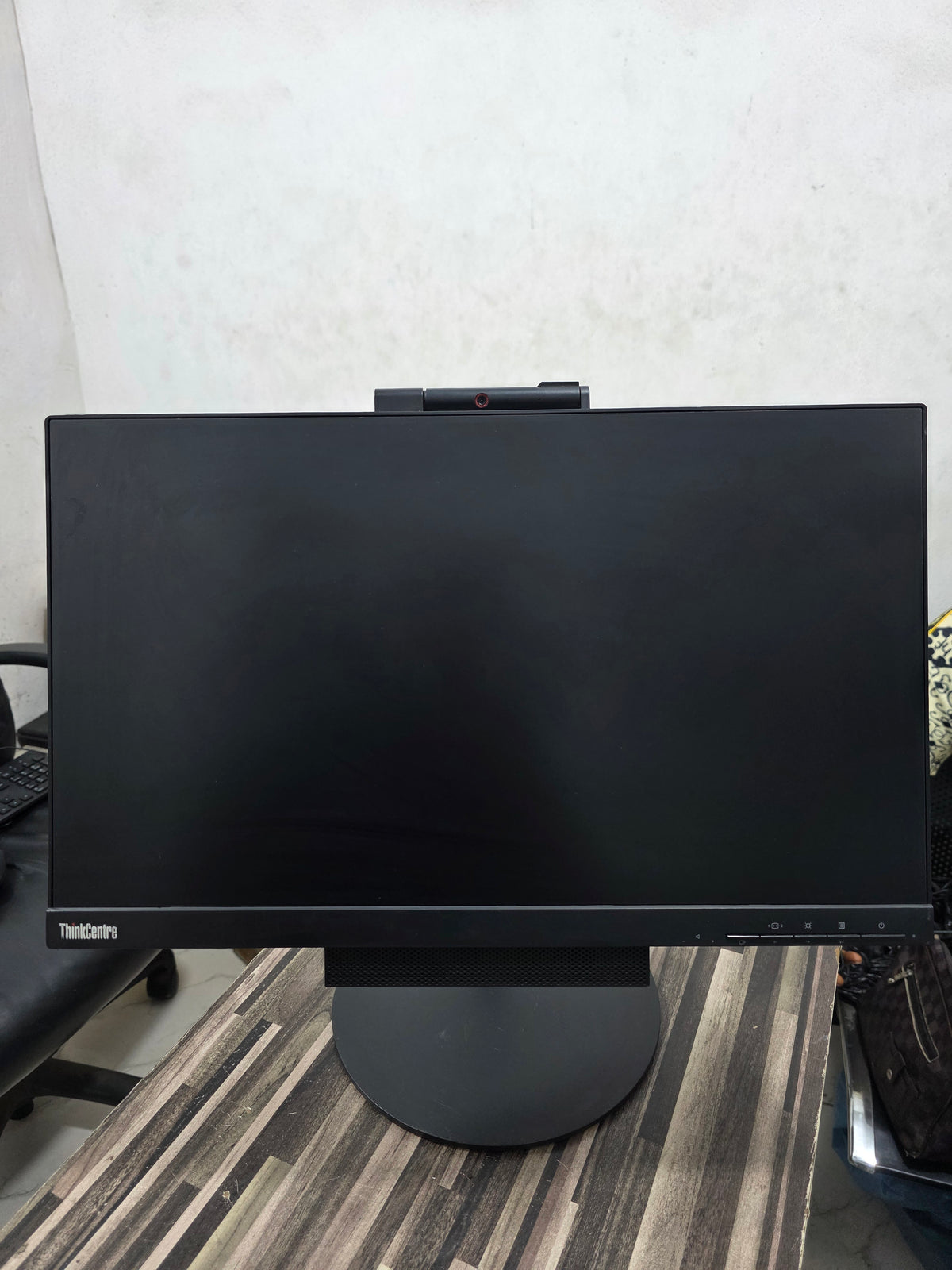 Lenovo ThinkStation P330 Tiny-in-One Complete Workstation | 8th Gen Core i3 | 8GB RAM | 500GB HDD | 21.5” Full HD