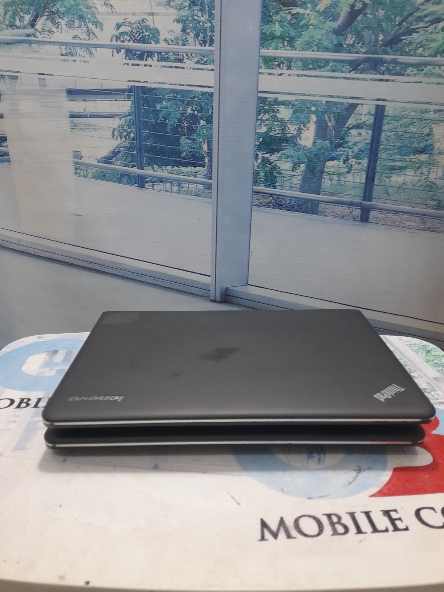 Lenovo ThinkPad Edge E540 - Intel Core i5 - 128GB SSD - 8GB RAM - 4GB Total Graphic