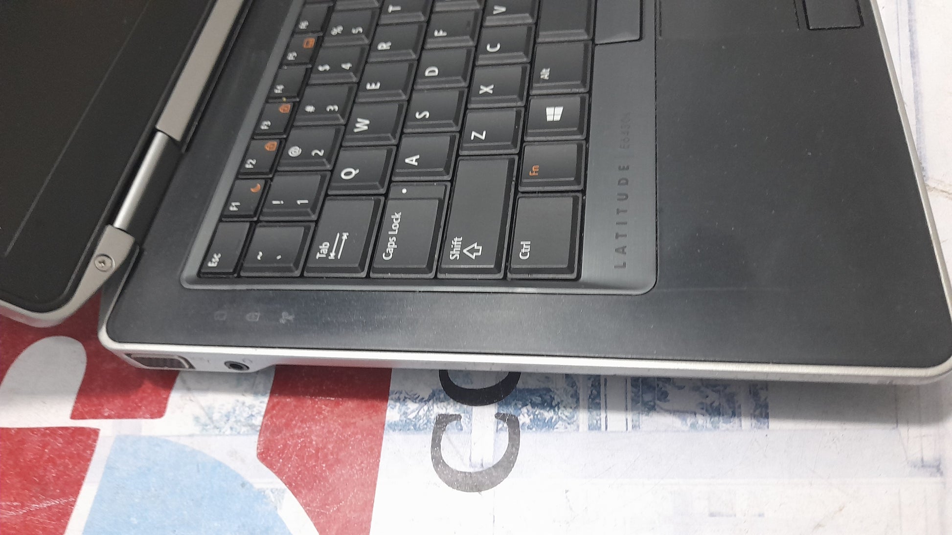 UK used Dell latitude E6430 CORE I7 laptop for sale in lagos , cheap dell E6430 CORE i7 for sale in ikeja, dell E6430 american used laptop for sale