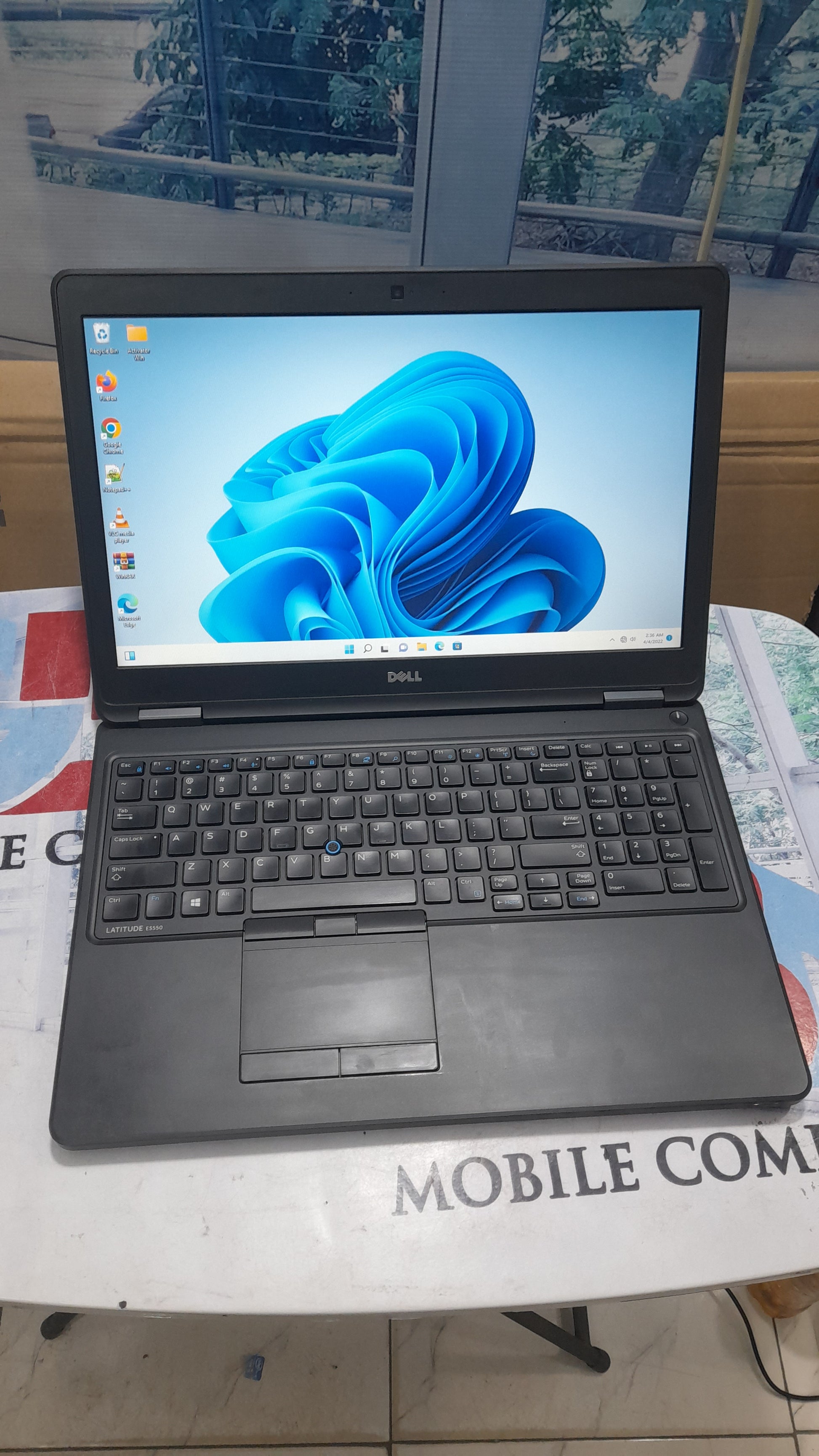 Uk used dell latitude E5550 core i5 laptop for sale, London used dell latitude E5550 core i5 laptop for sale in lagos, second hand used dell latitude E5550 core i5 laptop for sale, laptop warehouse in ikeja computer village lagos 